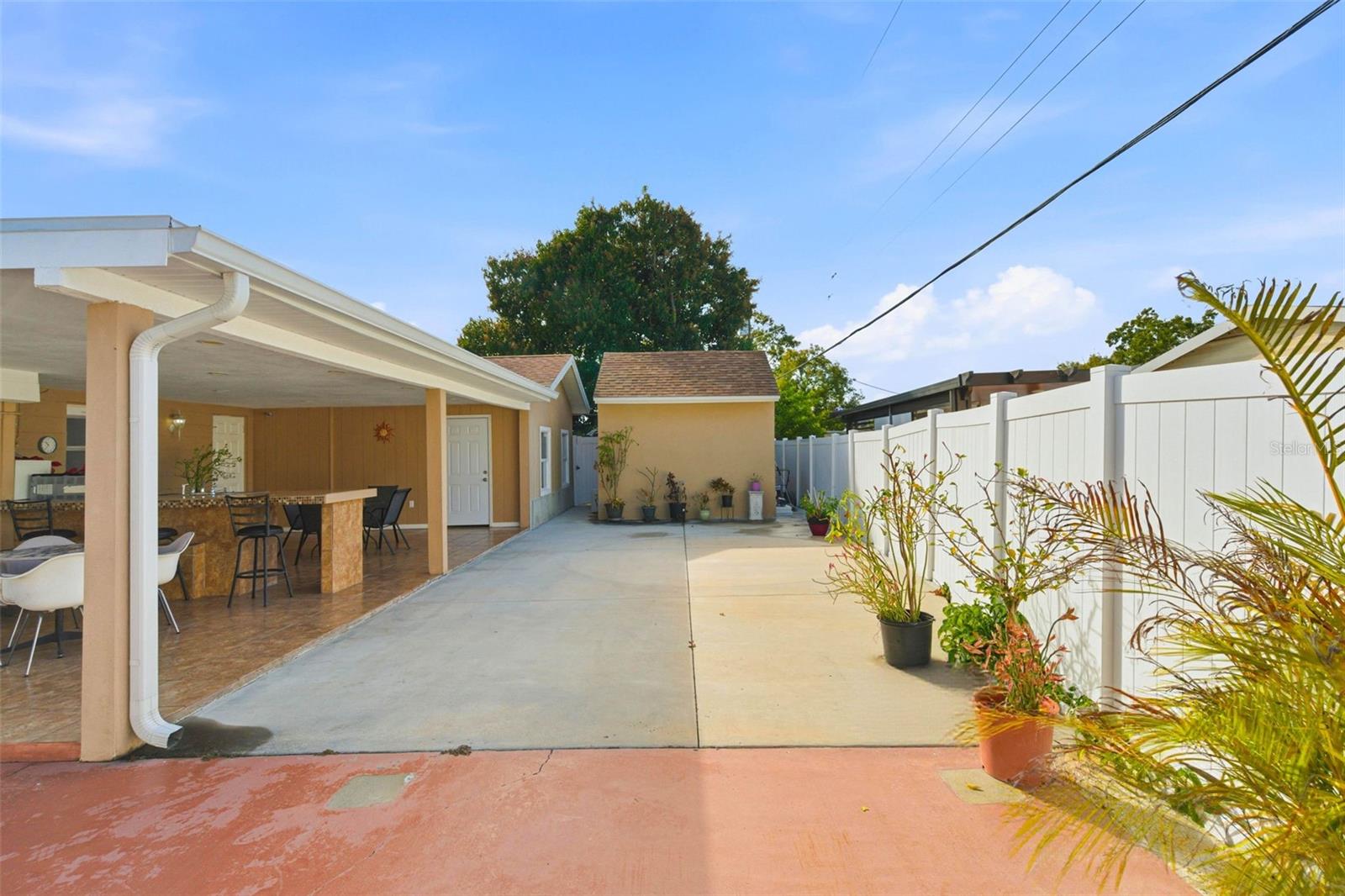 HOLIDAY VILLAGE SEC 3 - Residential