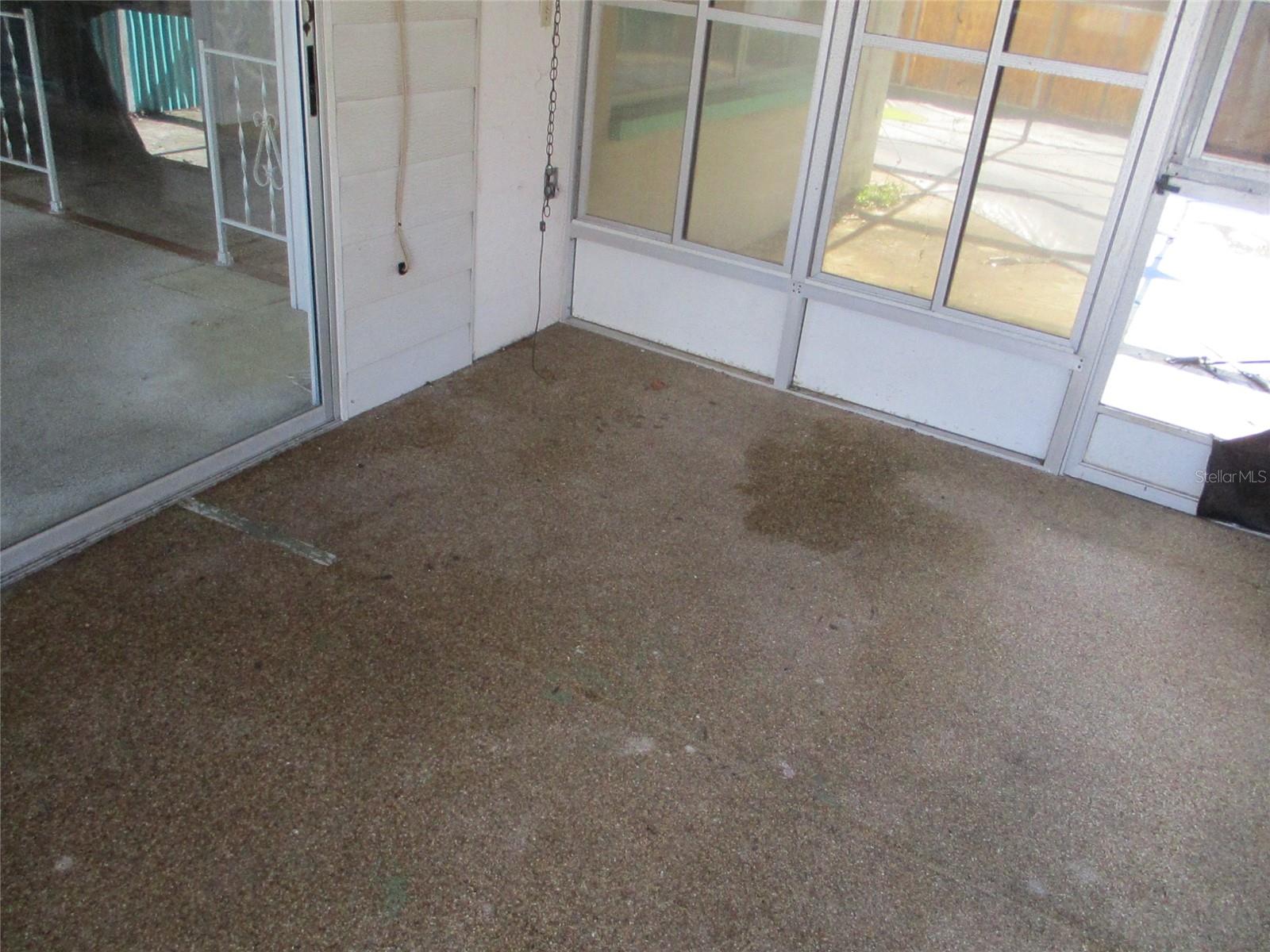 HILLANDALE - Residential