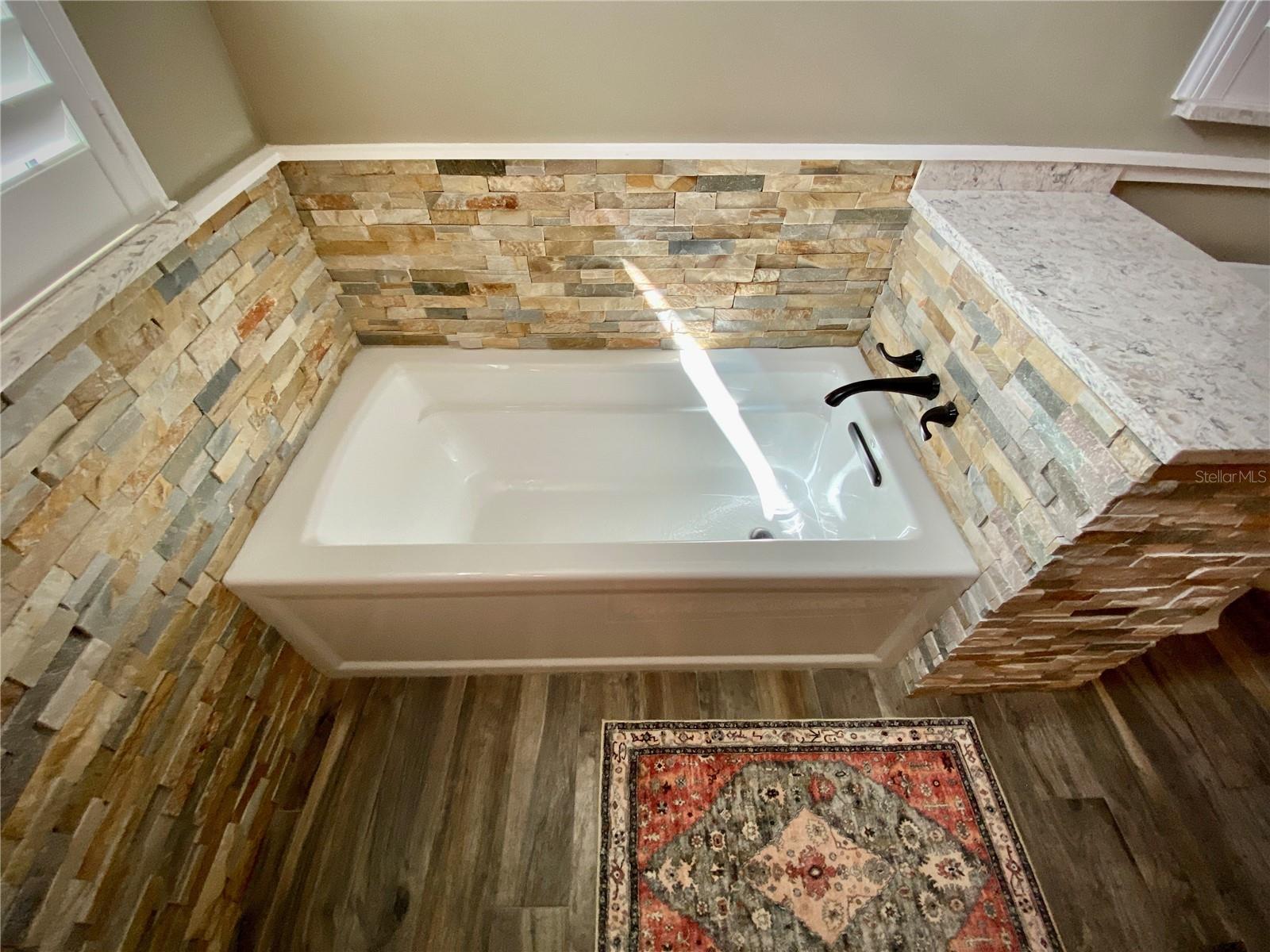 FIDDLERS GREEN - Residential