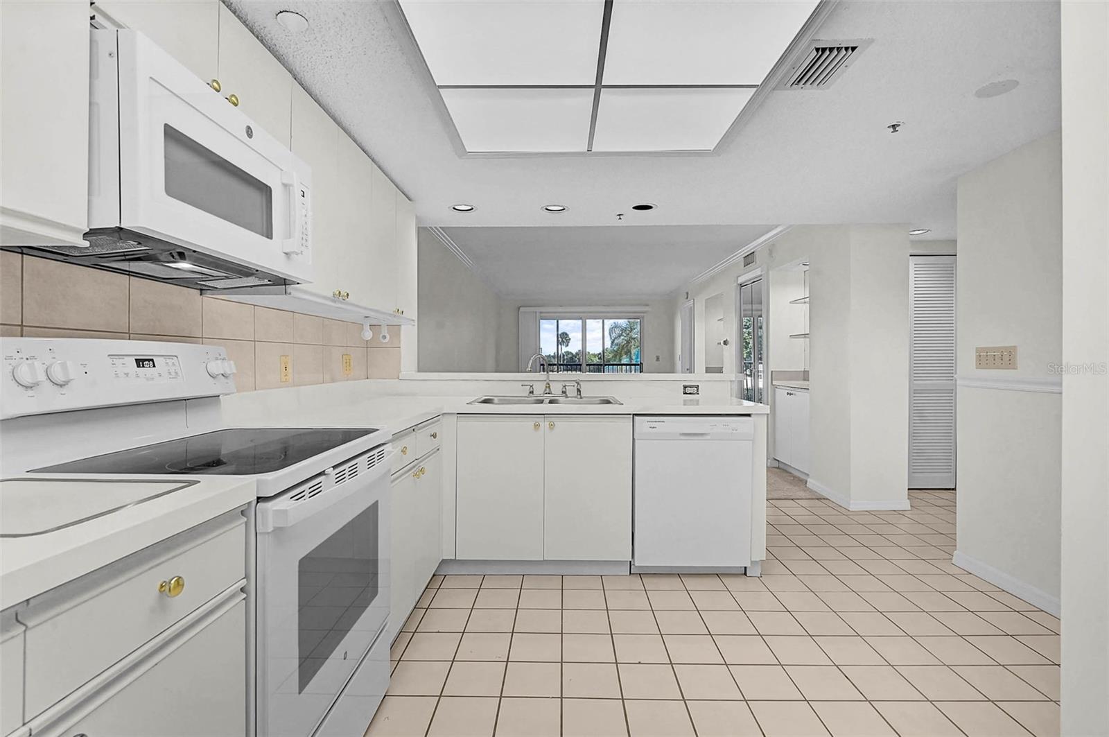 2320 TERRA CEIA BAY BOULEVARD 202