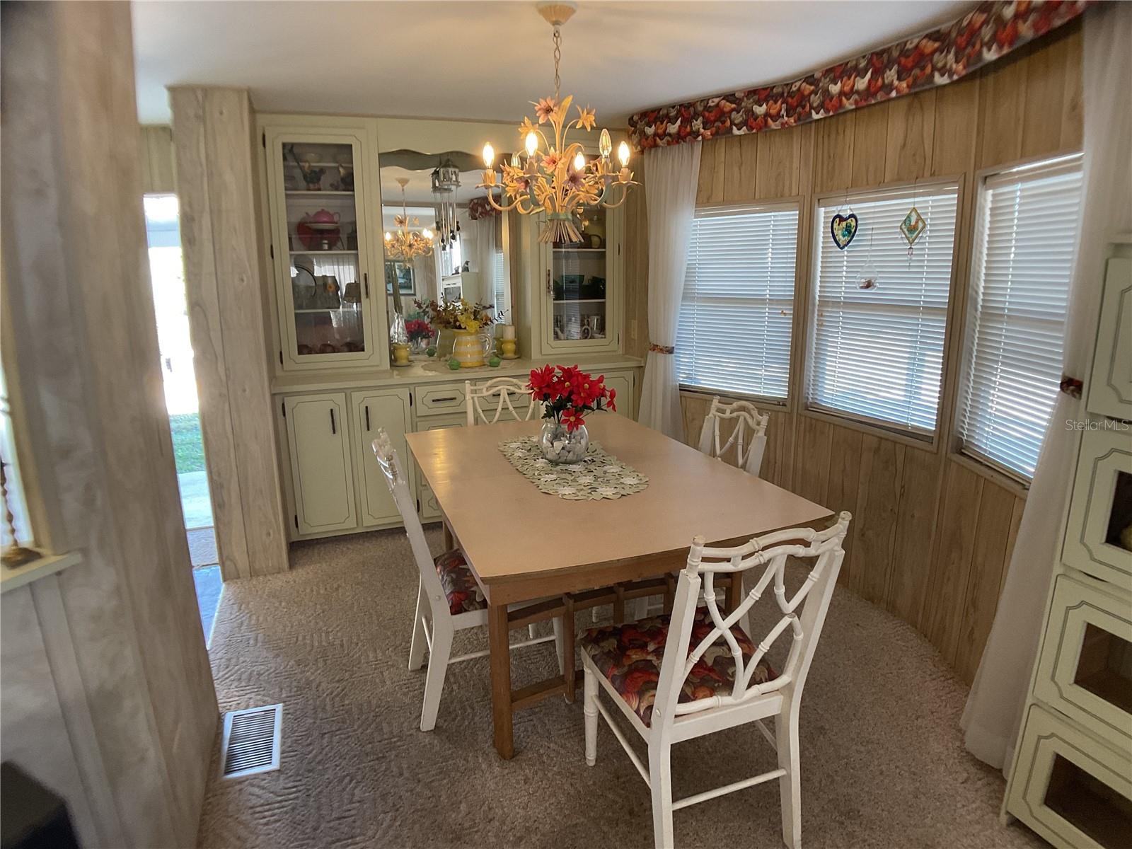 MAPLE LEAF ESTATES - Residential