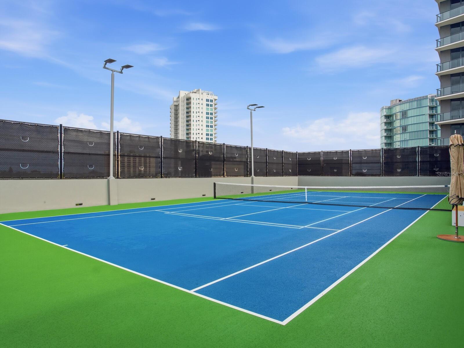 BAYSHORE YSSABELLA CONDOMINIUM - Residential