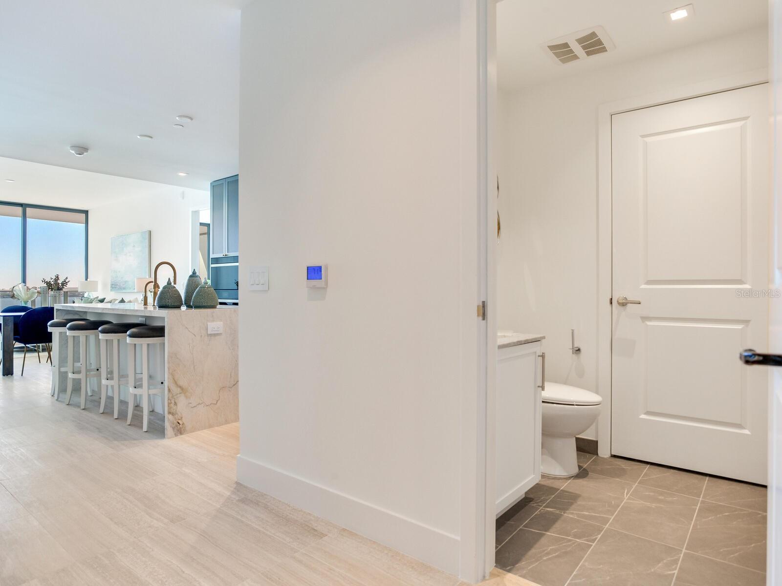 BAYSHORE YSSABELLA CONDOMINIUM - Residential