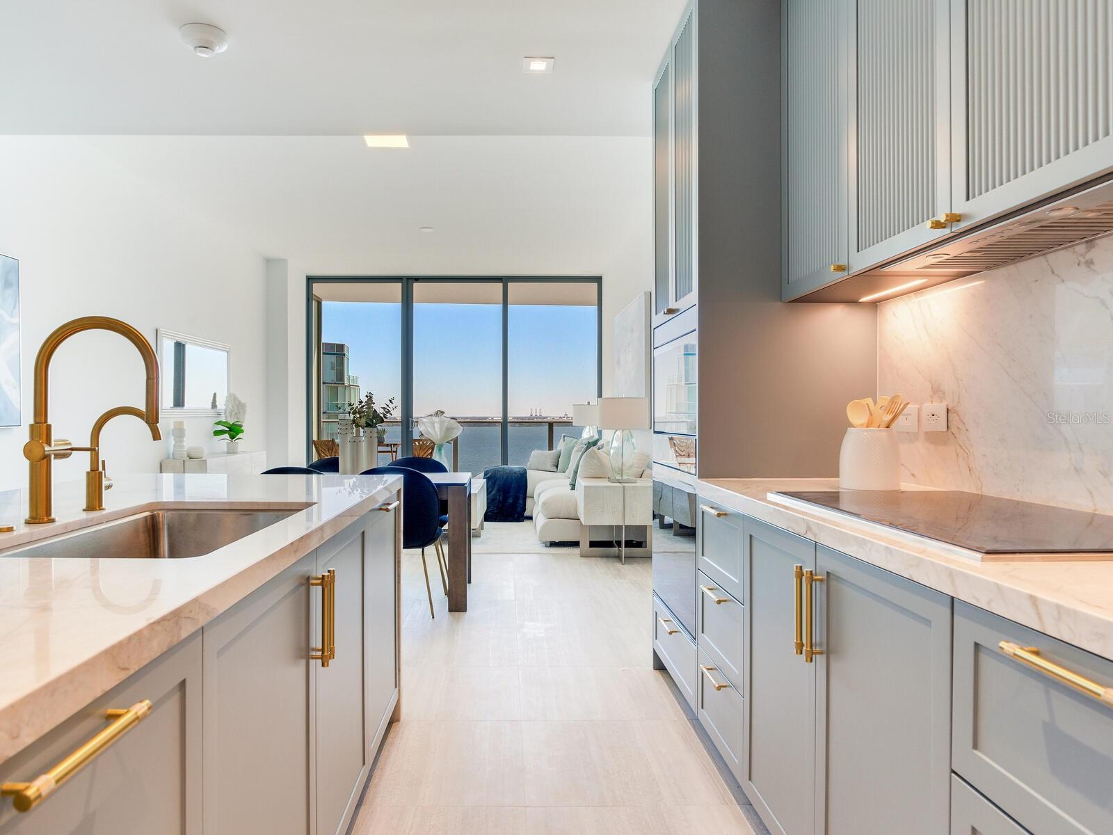 BAYSHORE YSSABELLA CONDOMINIUM - Residential