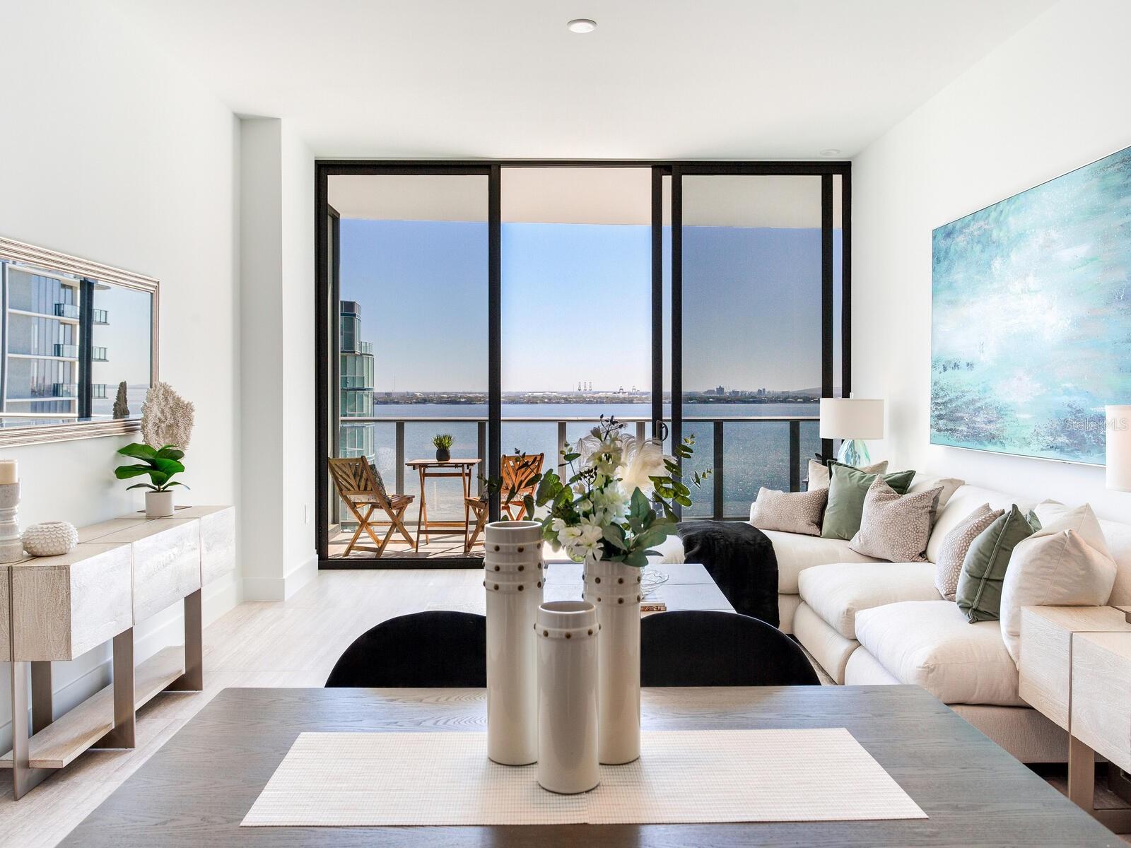 BAYSHORE YSSABELLA CONDOMINIUM - Residential