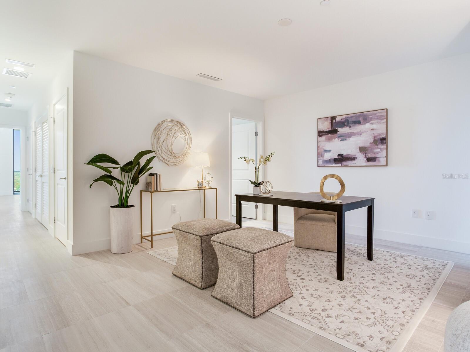 BAYSHORE YSSABELLA CONDOMINIUM - Residential