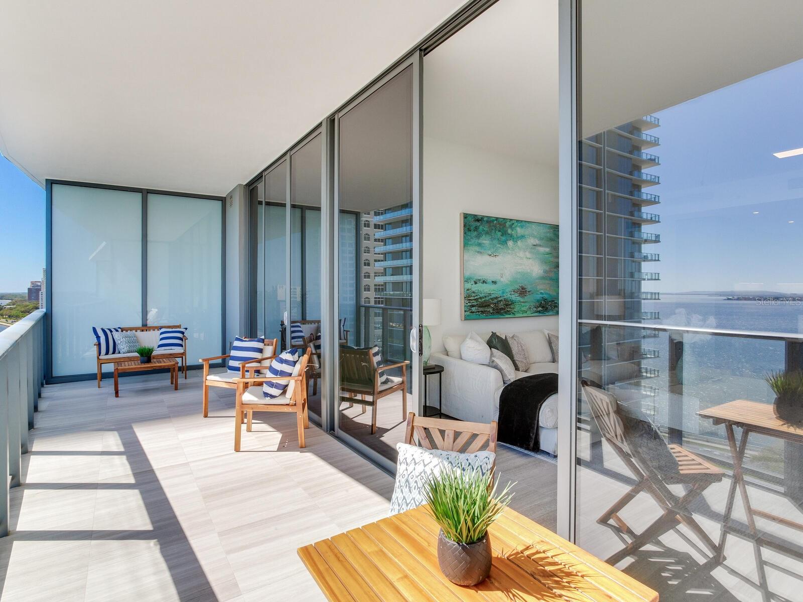 BAYSHORE YSSABELLA CONDOMINIUM - Residential