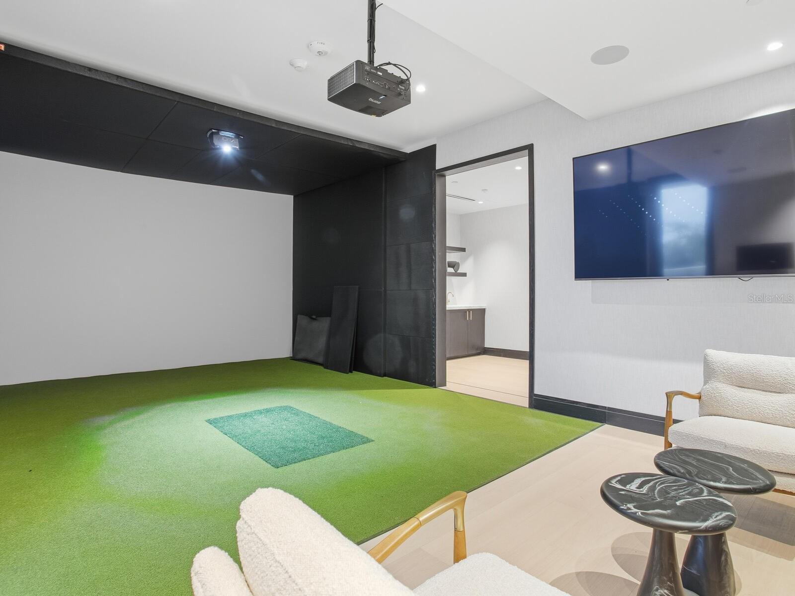 BAYSHORE YSSABELLA CONDOMINIUM - Residential