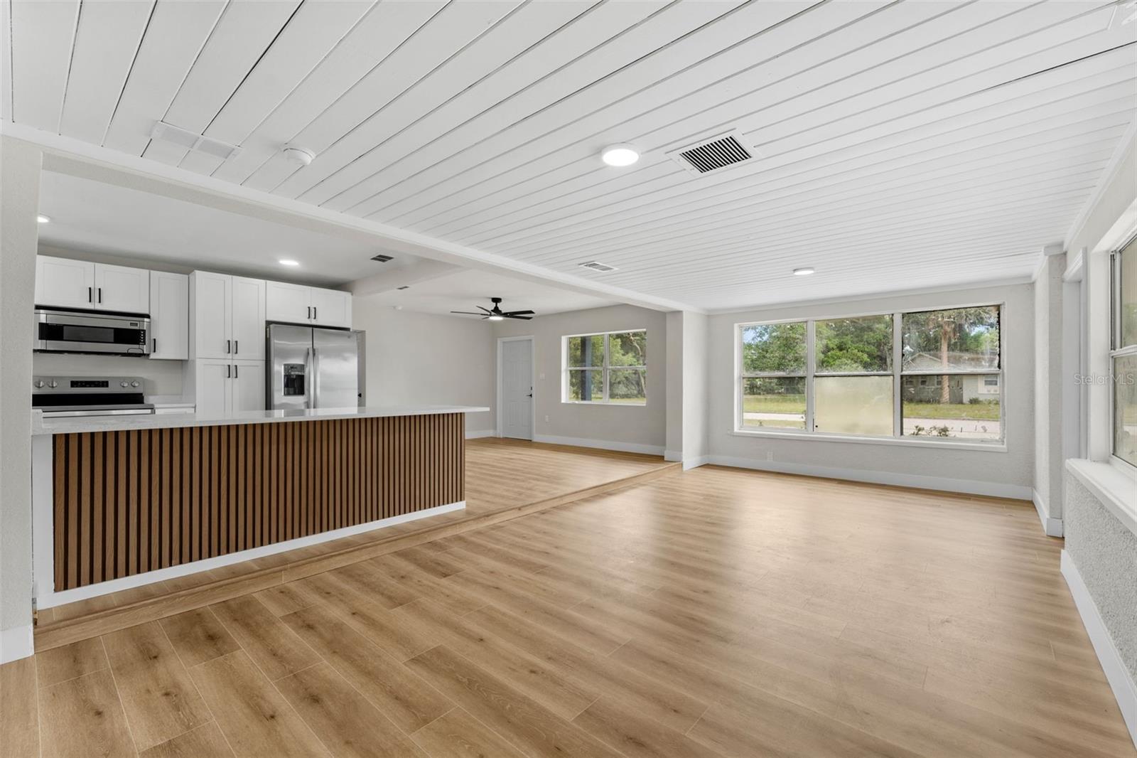 BEL-AIR SANFORD - Residential Lease