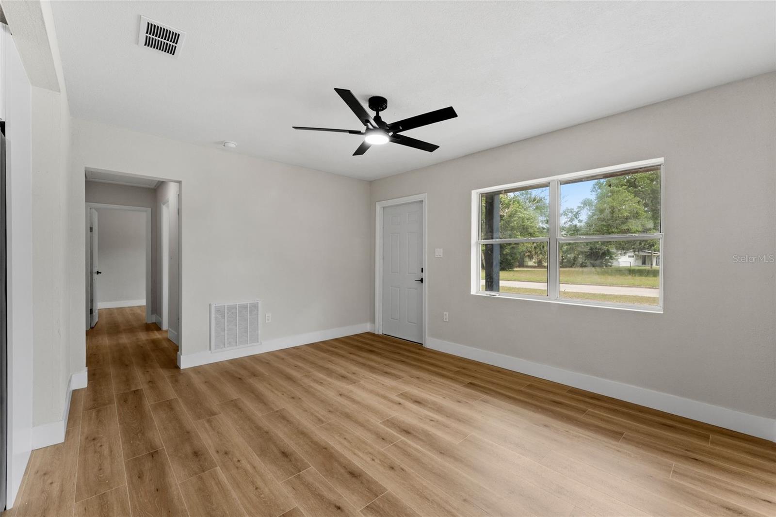 BEL-AIR SANFORD - Residential Lease