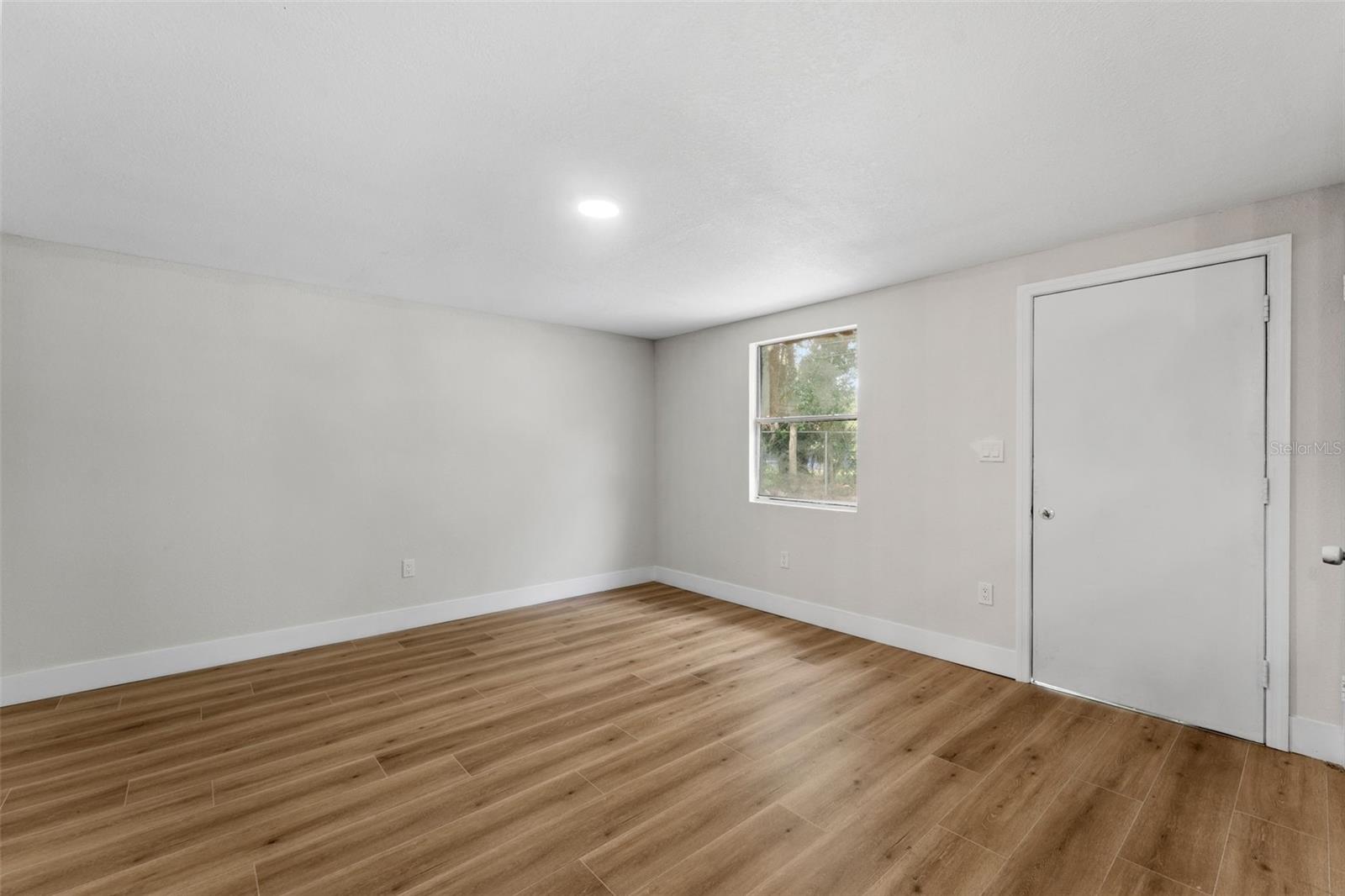 BEL-AIR SANFORD - Residential Lease