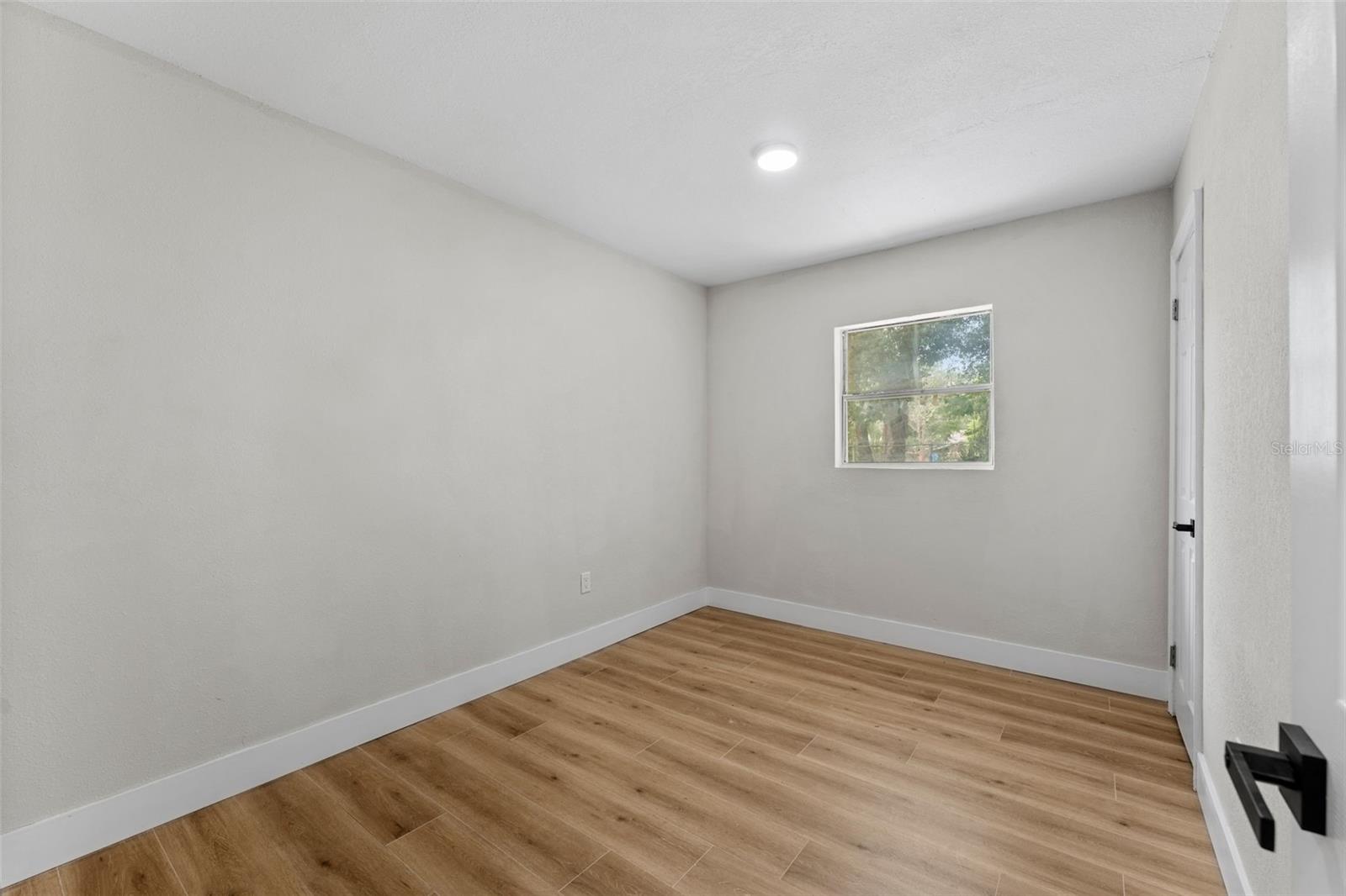 BEL-AIR SANFORD - Residential Lease