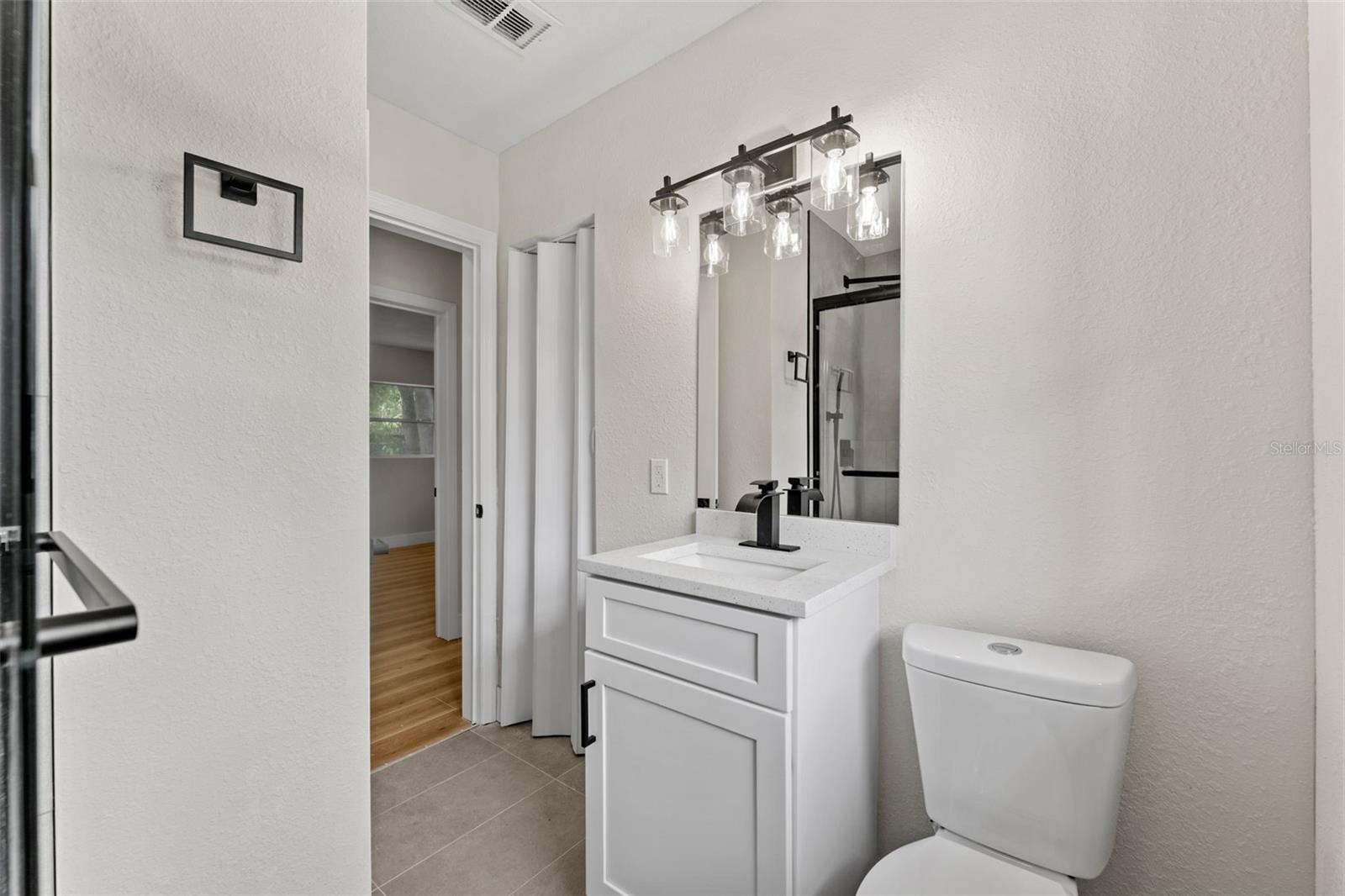 BEL-AIR SANFORD - Residential Lease