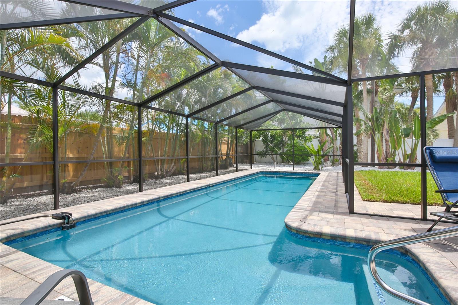 SARASOTA BEACH - Residential Lease