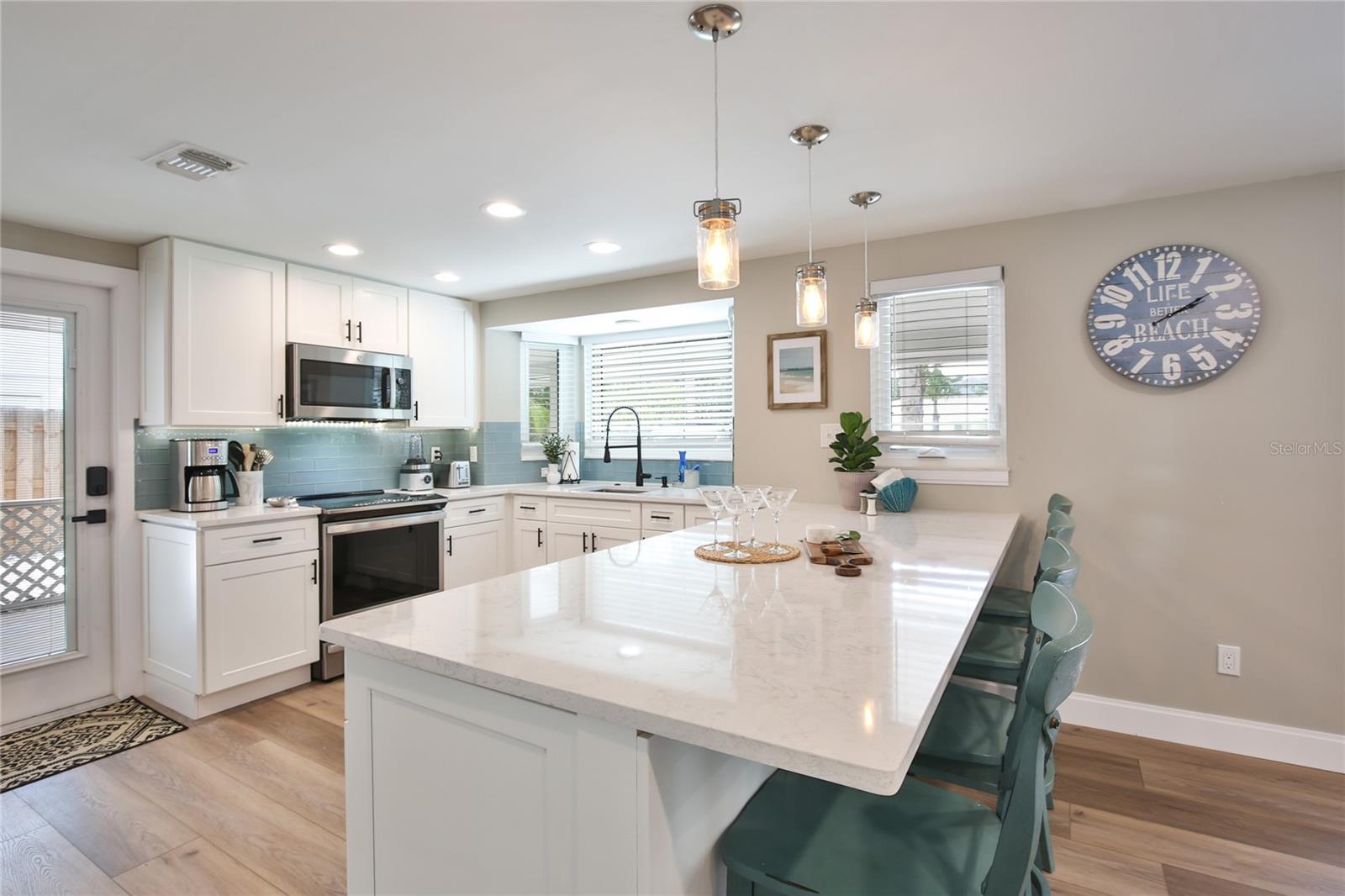 SARASOTA BEACH - Residential Lease