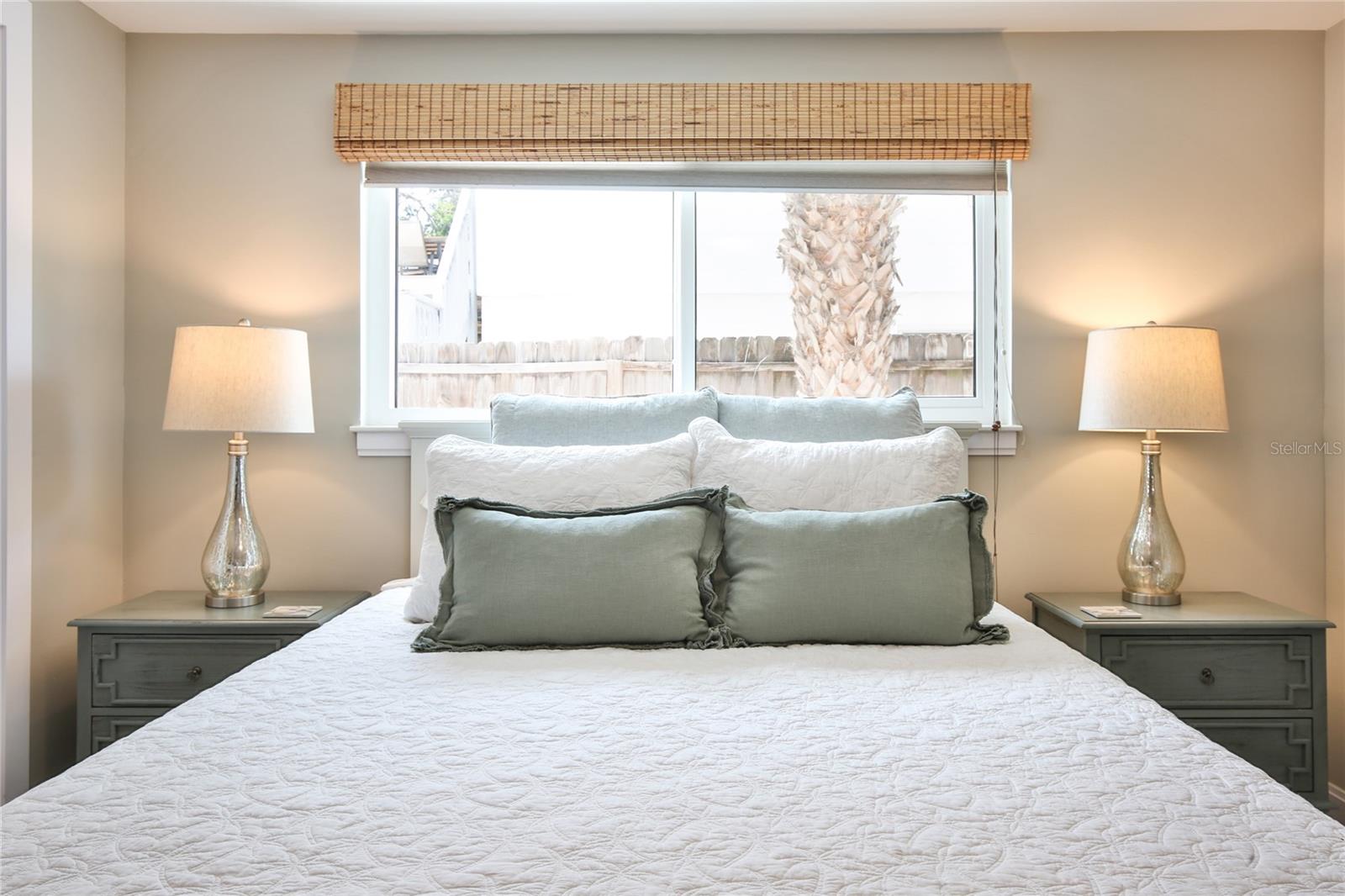 SARASOTA BEACH - Residential Lease