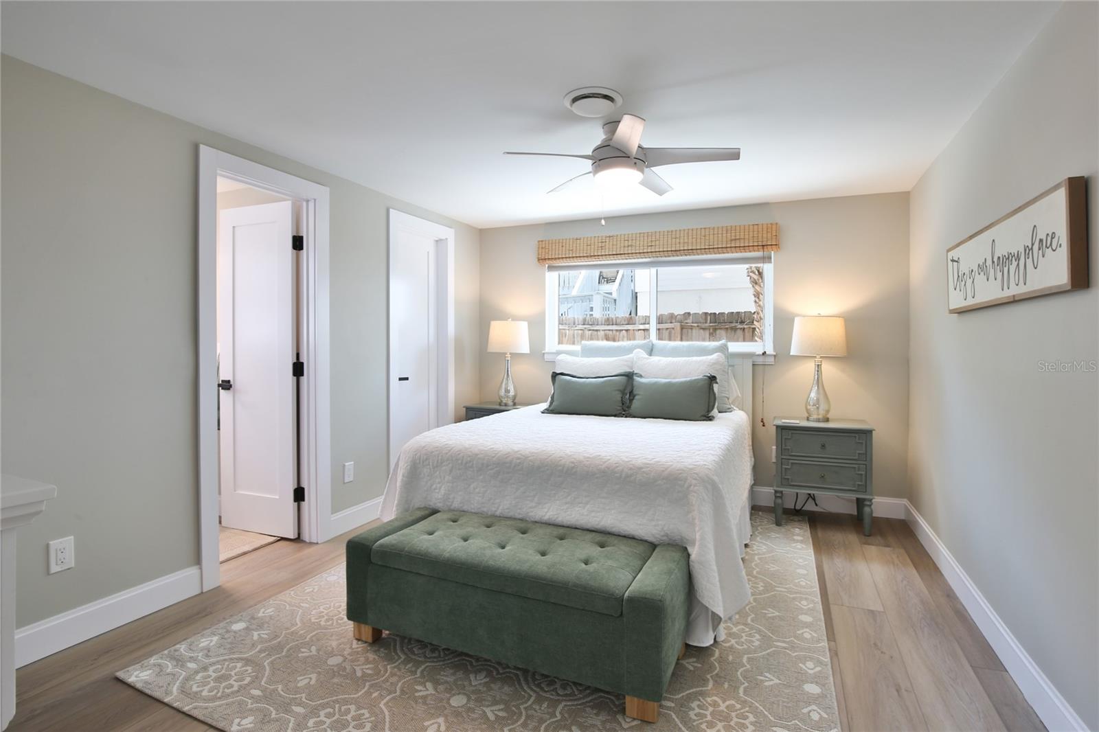 SARASOTA BEACH - Residential Lease