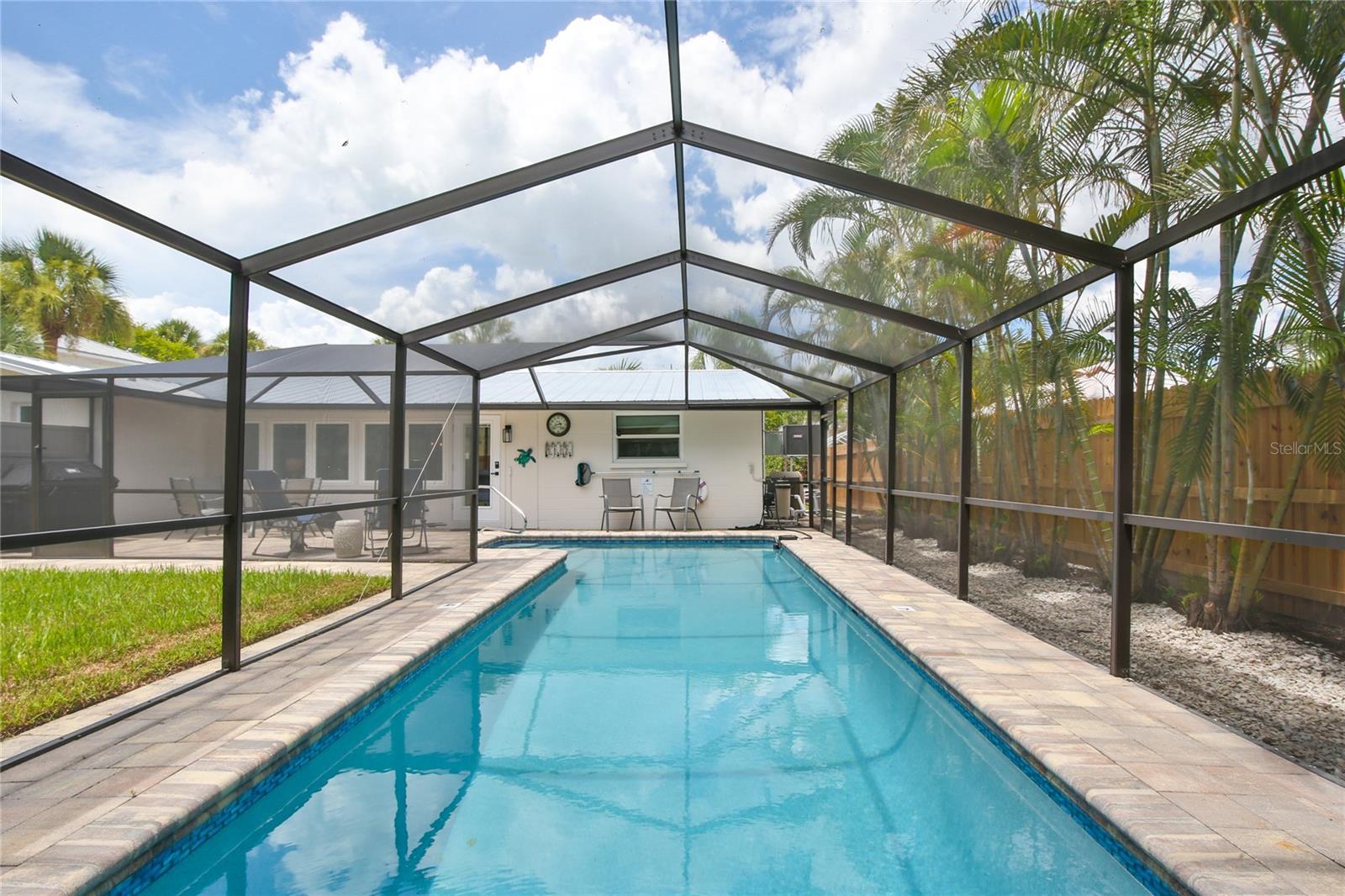 SARASOTA BEACH - Residential Lease