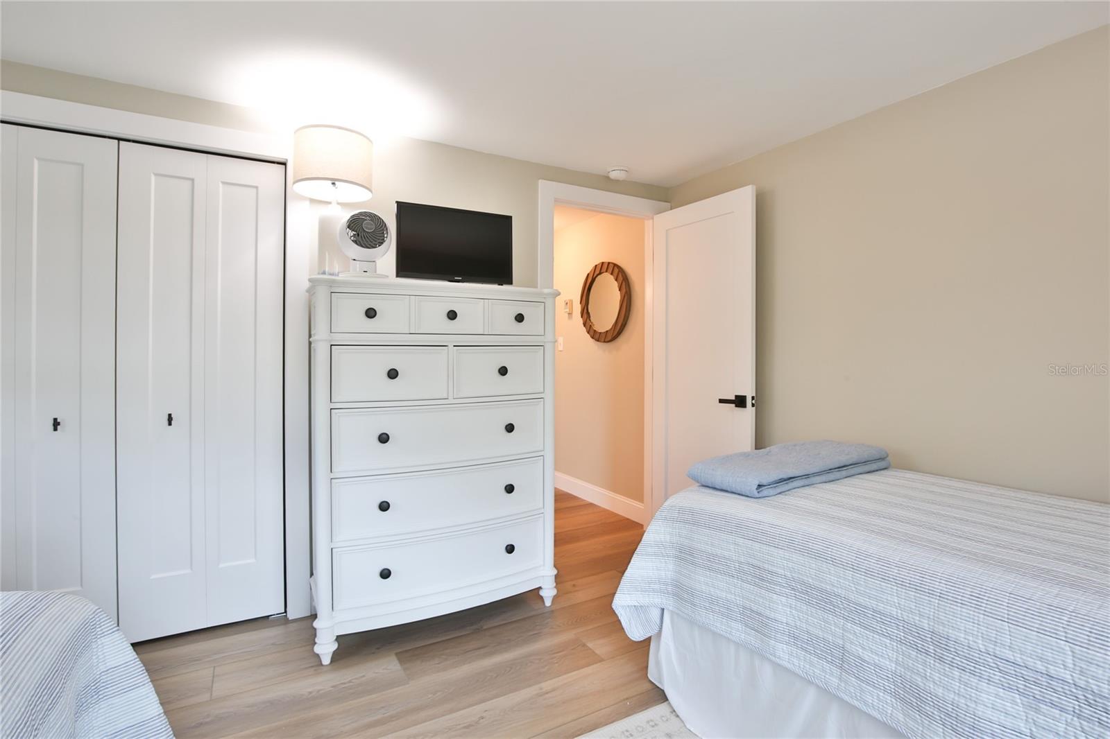 SARASOTA BEACH - Residential Lease