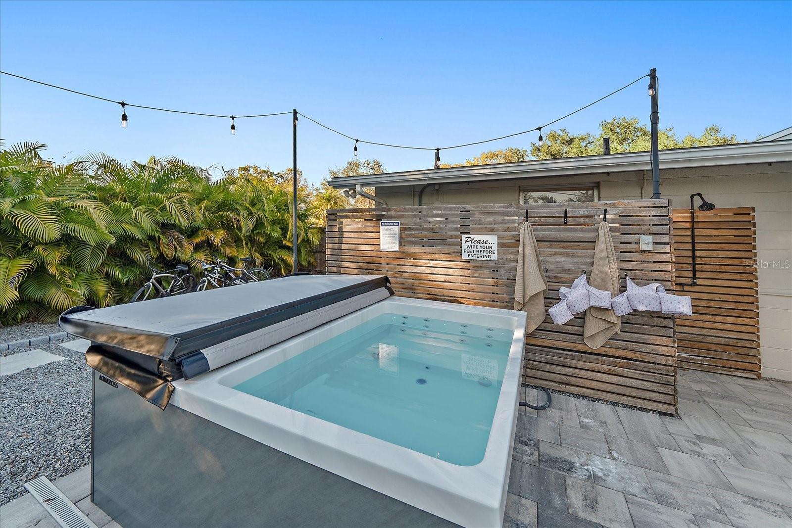 SOUTH GATE - Residential