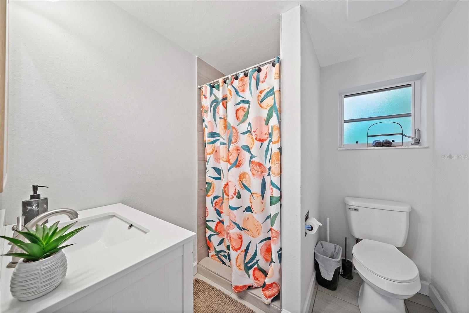 SOUTH GATE - Residential