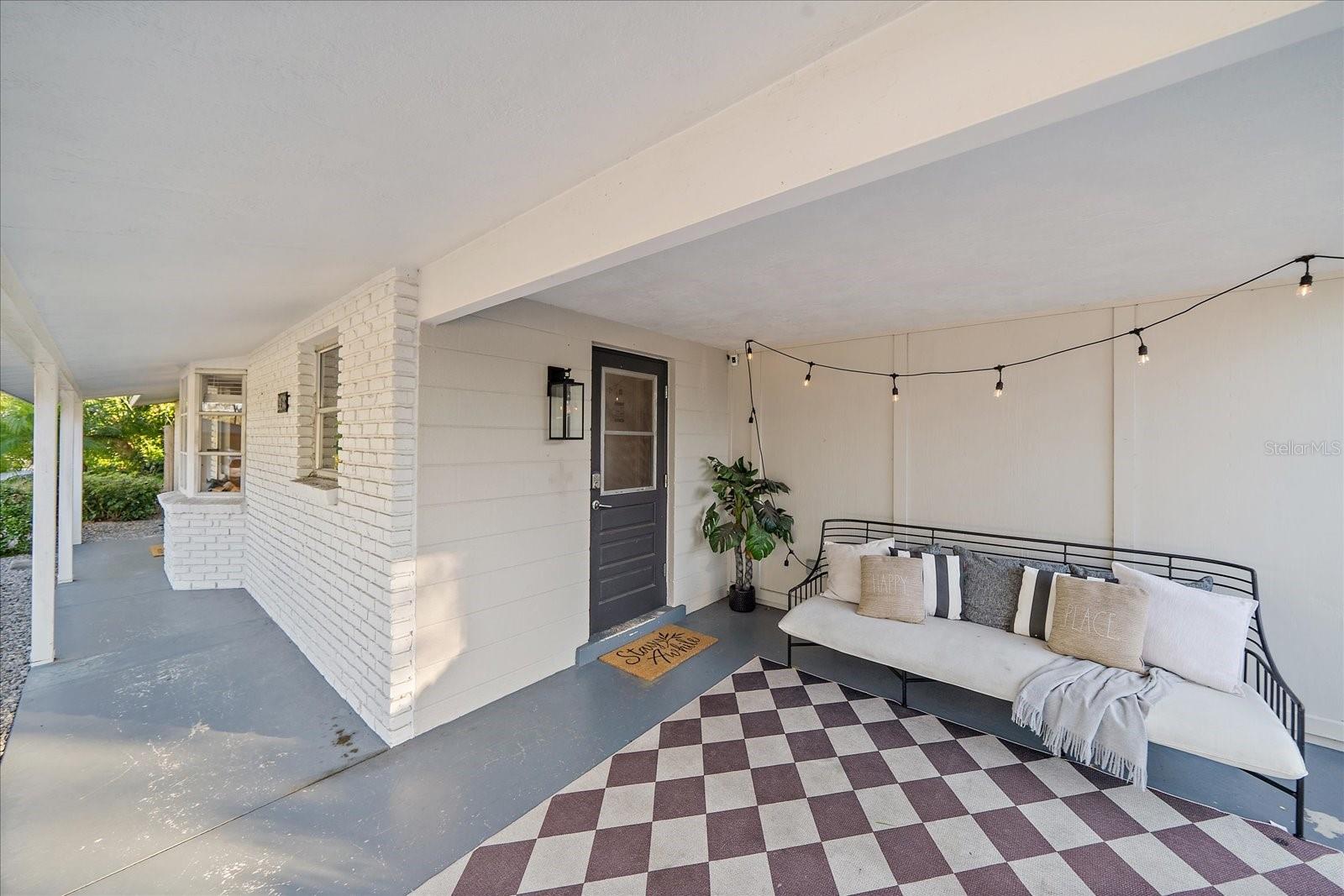 SOUTH GATE - Residential