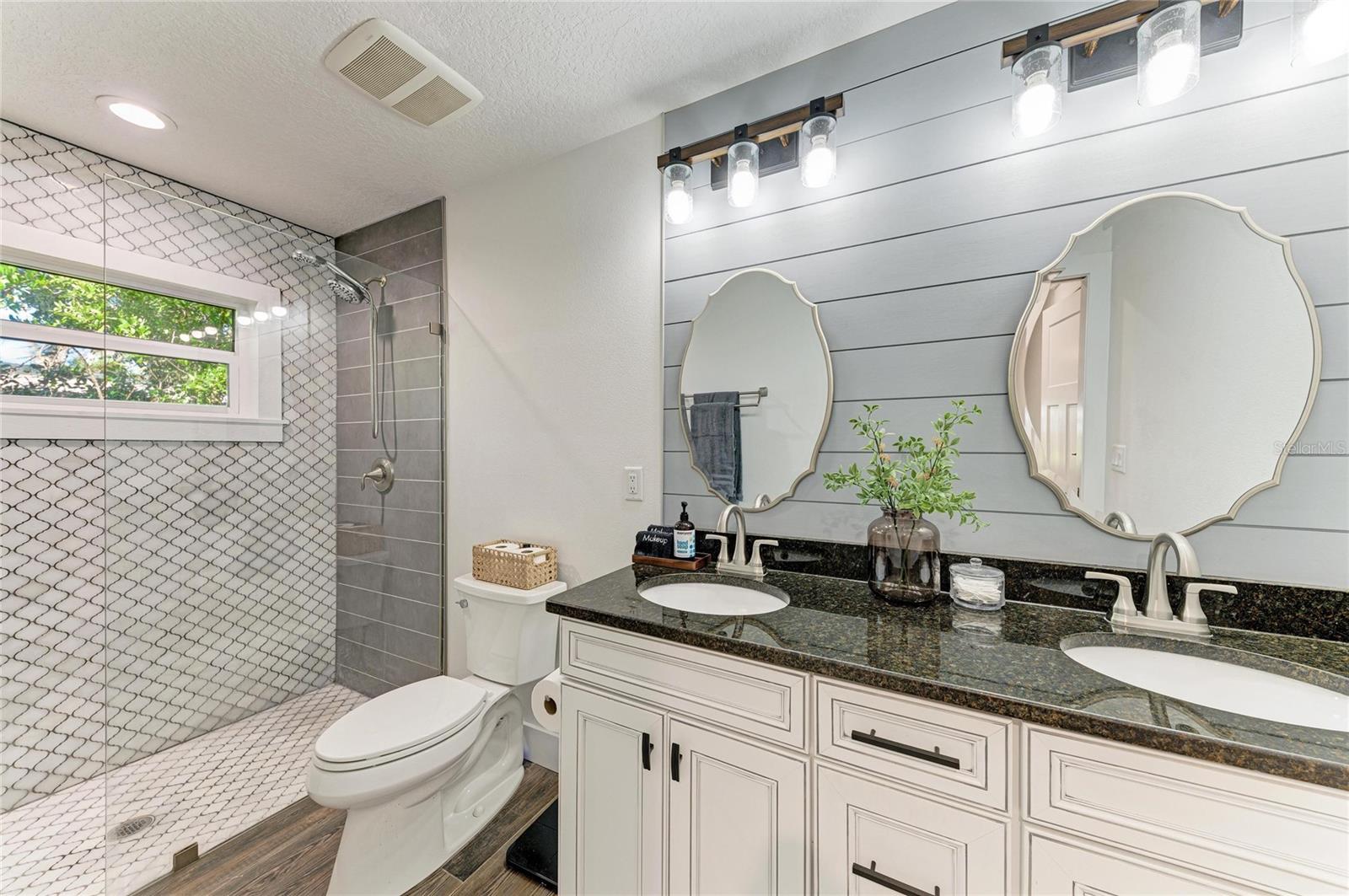 SUB LOT3&4 B2 PARRISH AD TO TOWNSHIP PALMETTO - Residential