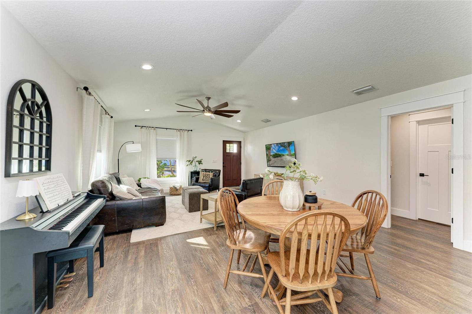 SUB LOT3&4 B2 PARRISH AD TO TOWNSHIP PALMETTO - Residential