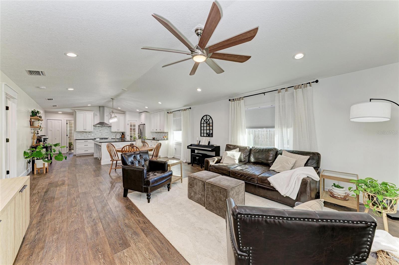 SUB LOT3&4 B2 PARRISH AD TO TOWNSHIP PALMETTO - Residential