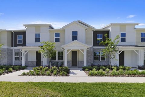 Photo of 684 Lola Lane, Oviedo, FL 32765 (MLS # O6395981)