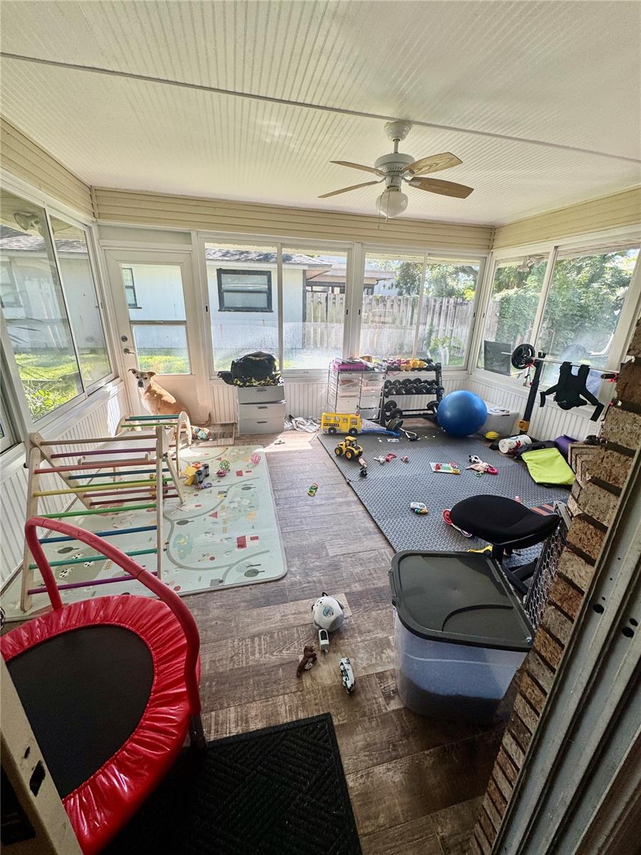 ARBOR OAKS PH 1 - Residential Lease