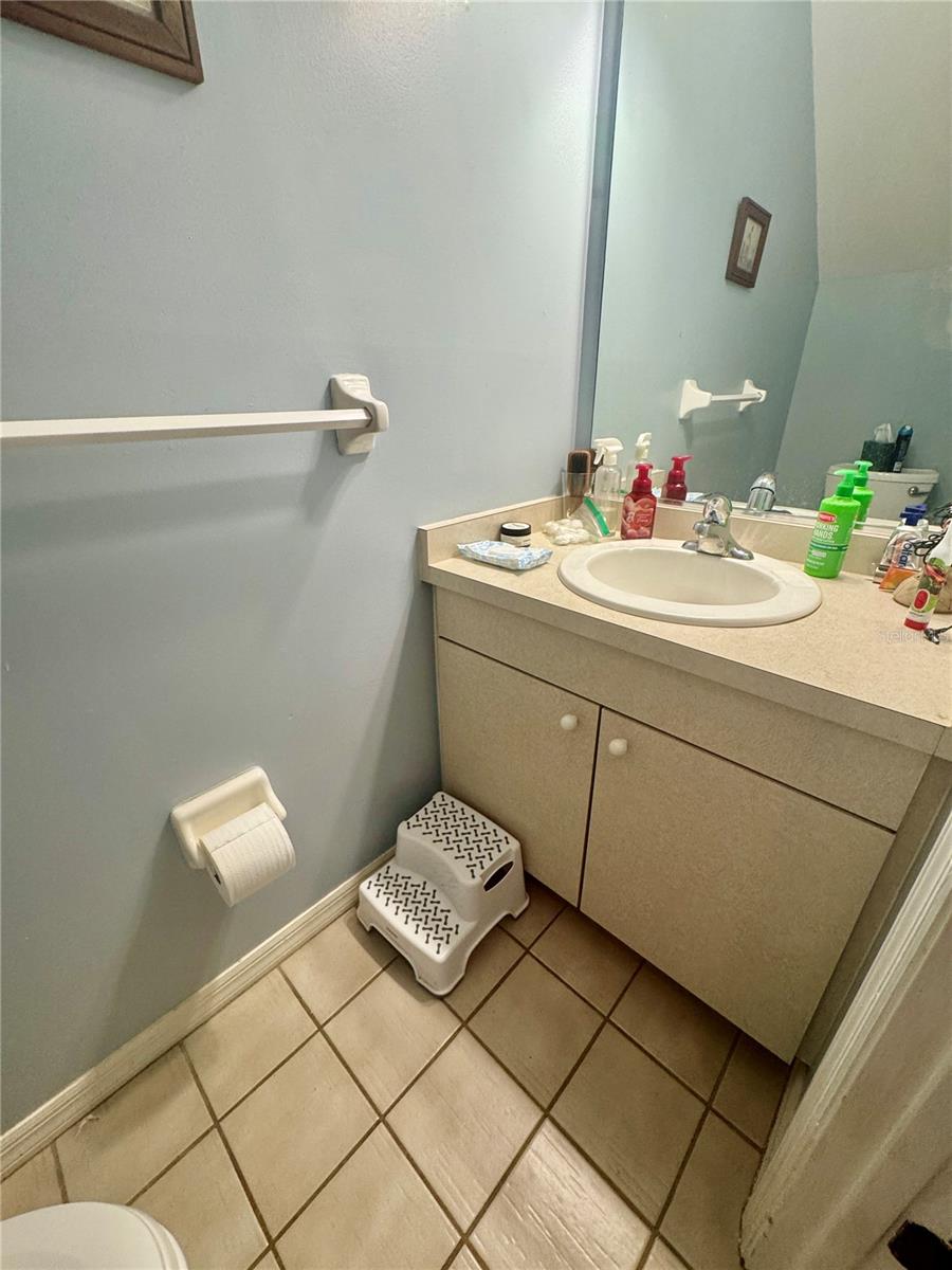 ARBOR OAKS PH 1 - Residential Lease