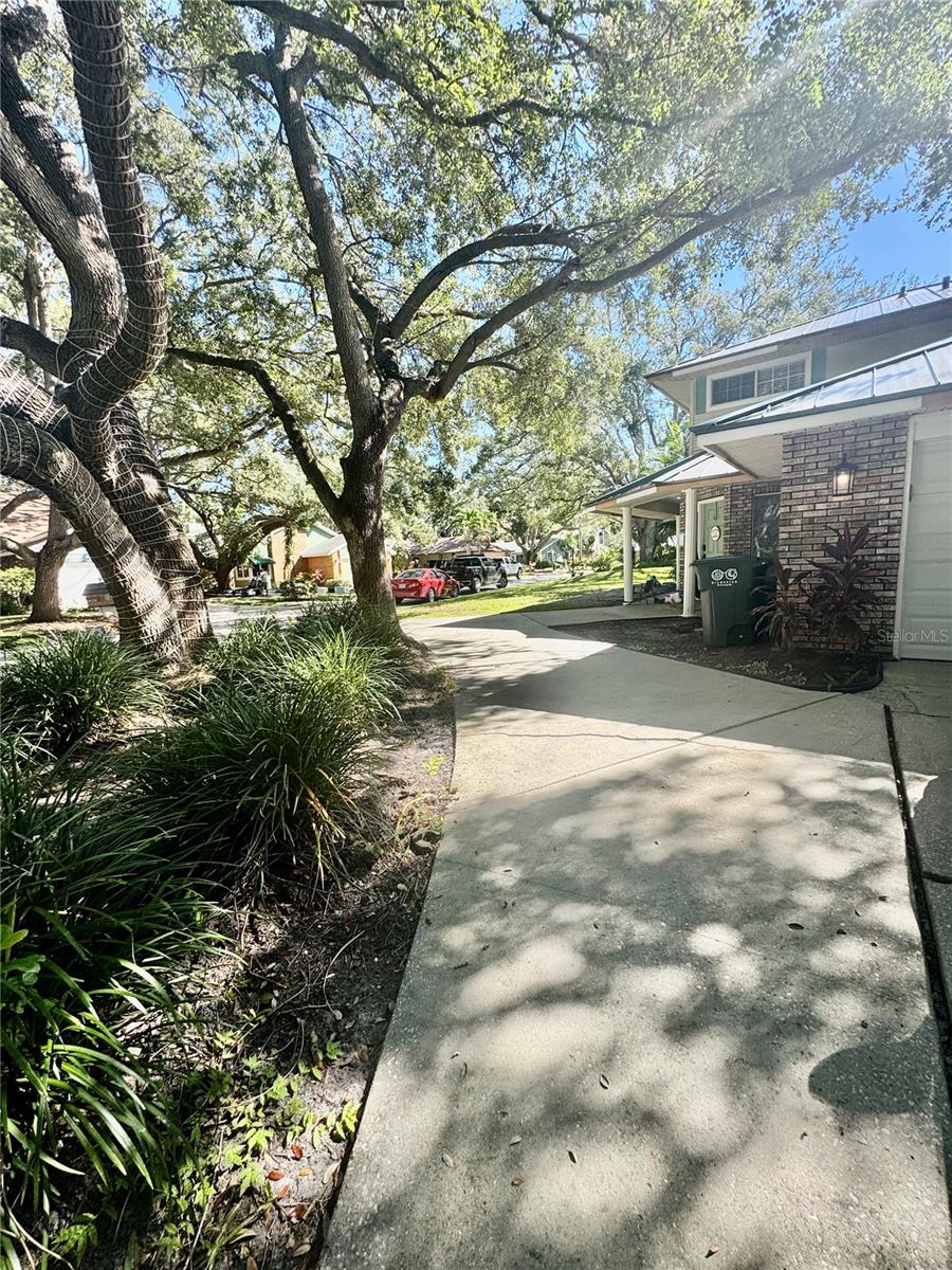 ARBOR OAKS PH 1 - Residential Lease