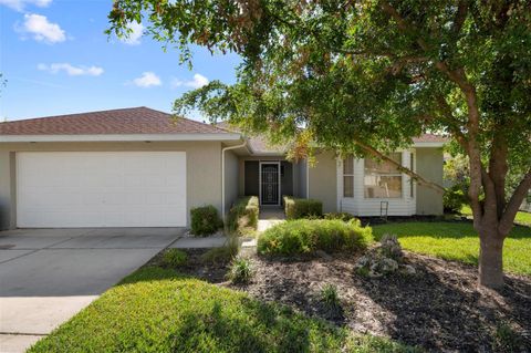 A home in PARRISH