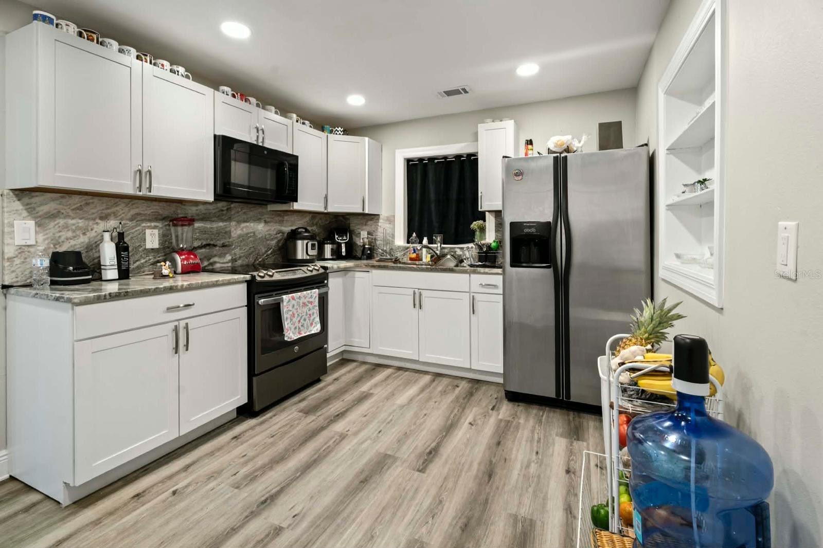 VOLUSIA GARDENS - Commercial Sale