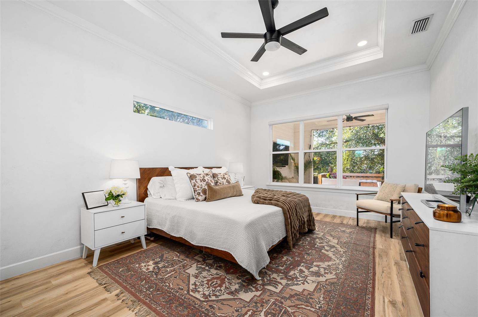 GLORIAS WAY - Residential