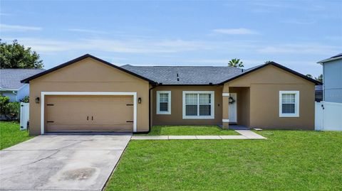 Photo of 1118 Saint Tropez Ct, Kissimmee, FL 34759 (MLS # S5129089)