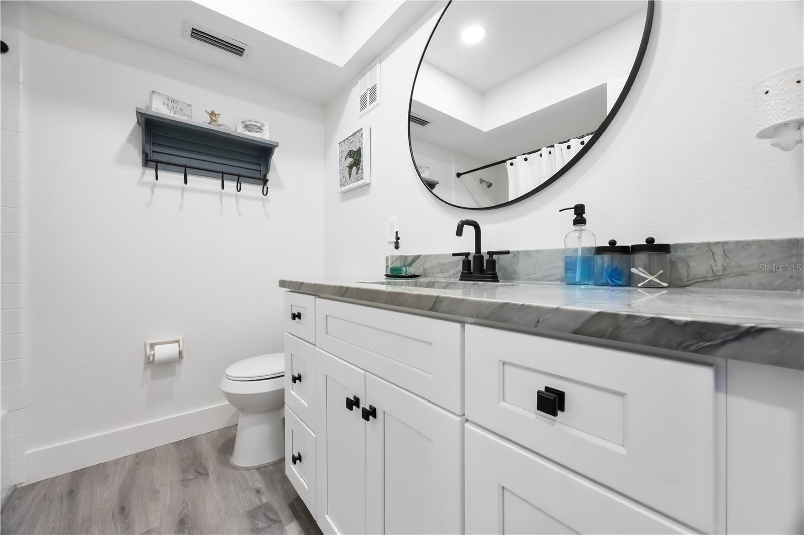 ROTONDA WEST OAKLAND HILLS - Residential