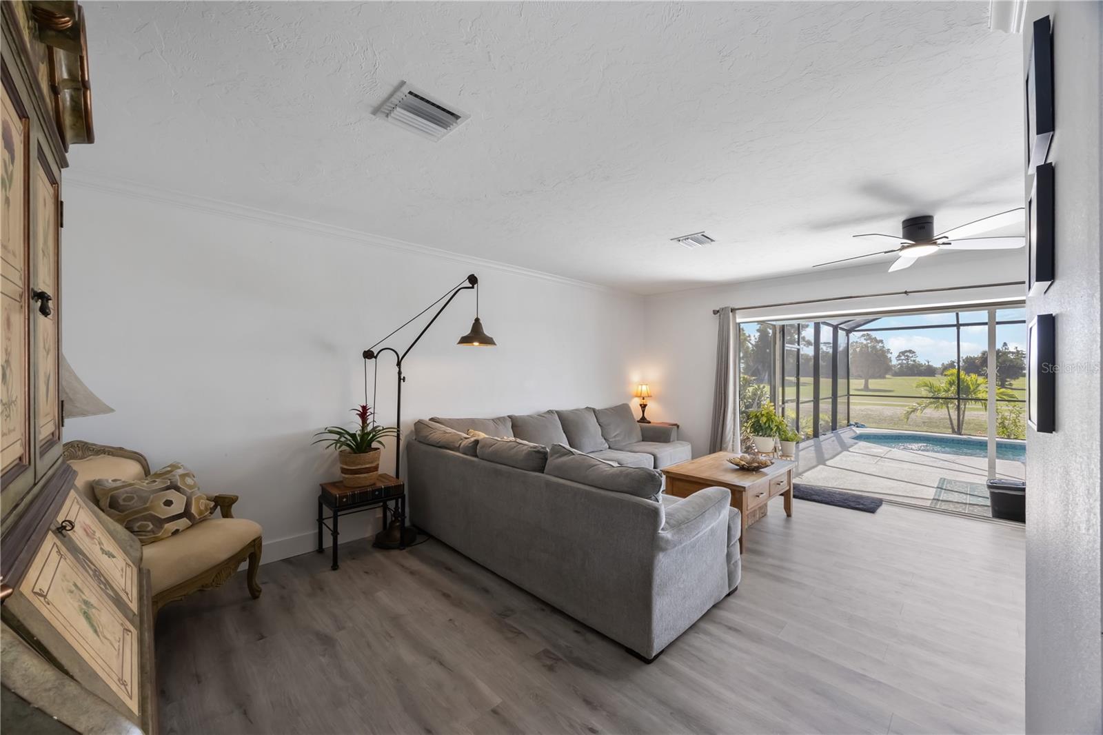 ROTONDA WEST OAKLAND HILLS - Residential