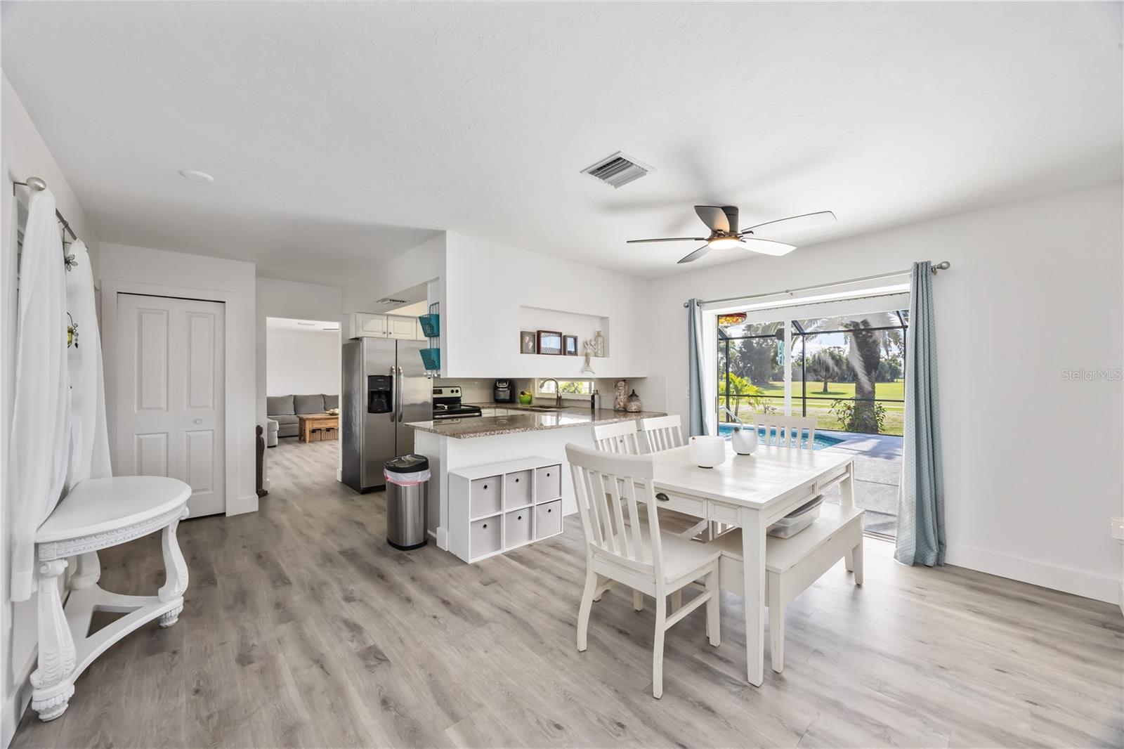 ROTONDA WEST OAKLAND HILLS - Residential