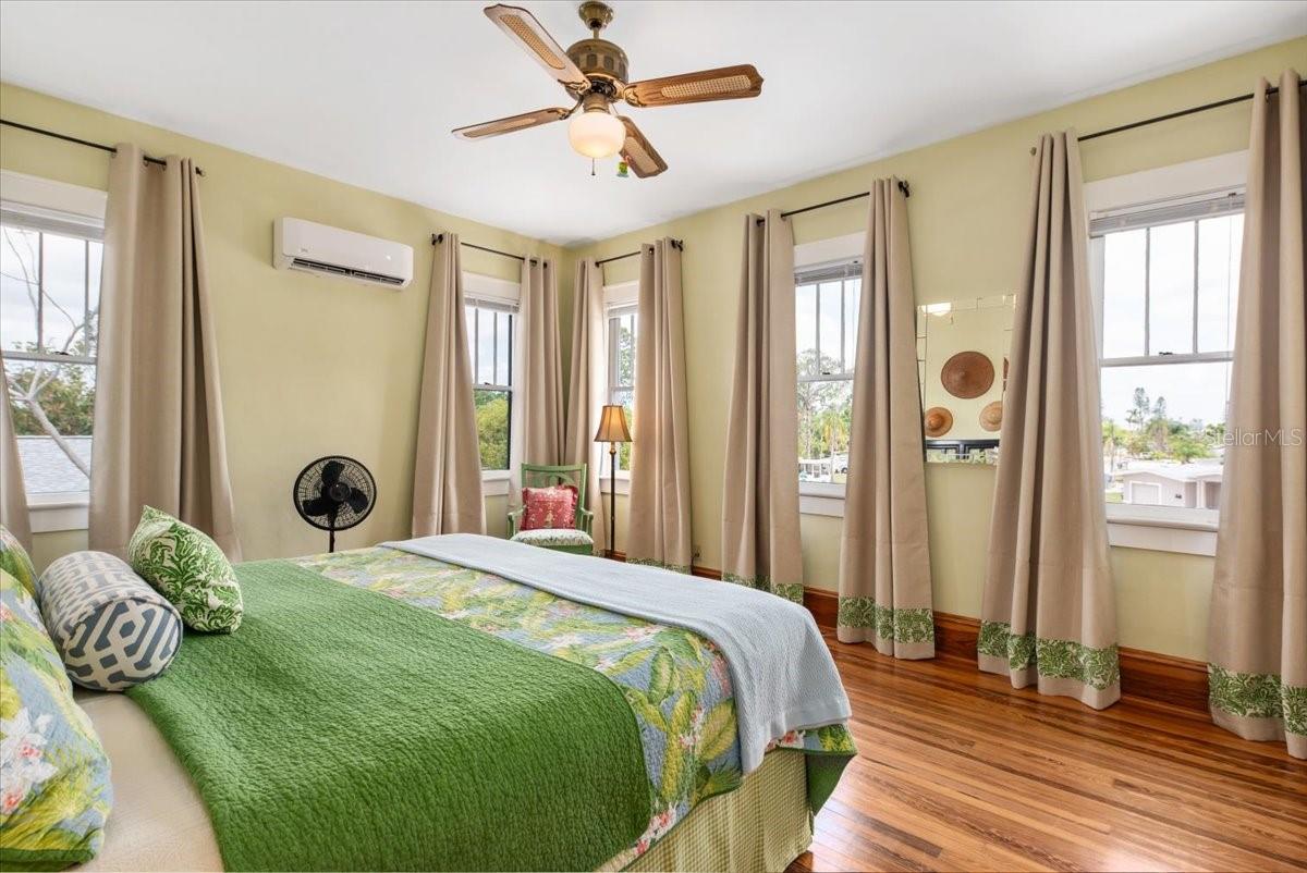 DR J C PELOTS ADD TO MANATEE - Residential