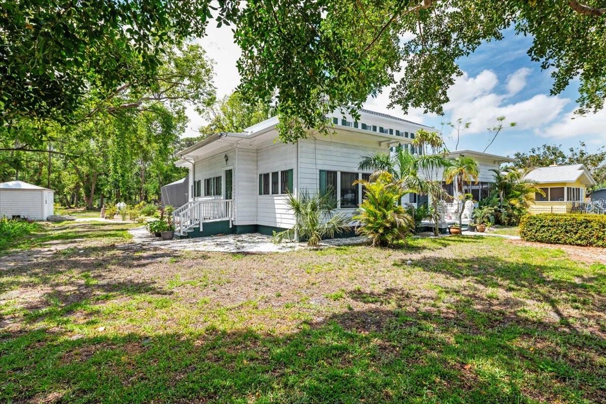 DR J C PELOTS ADD TO MANATEE - Residential