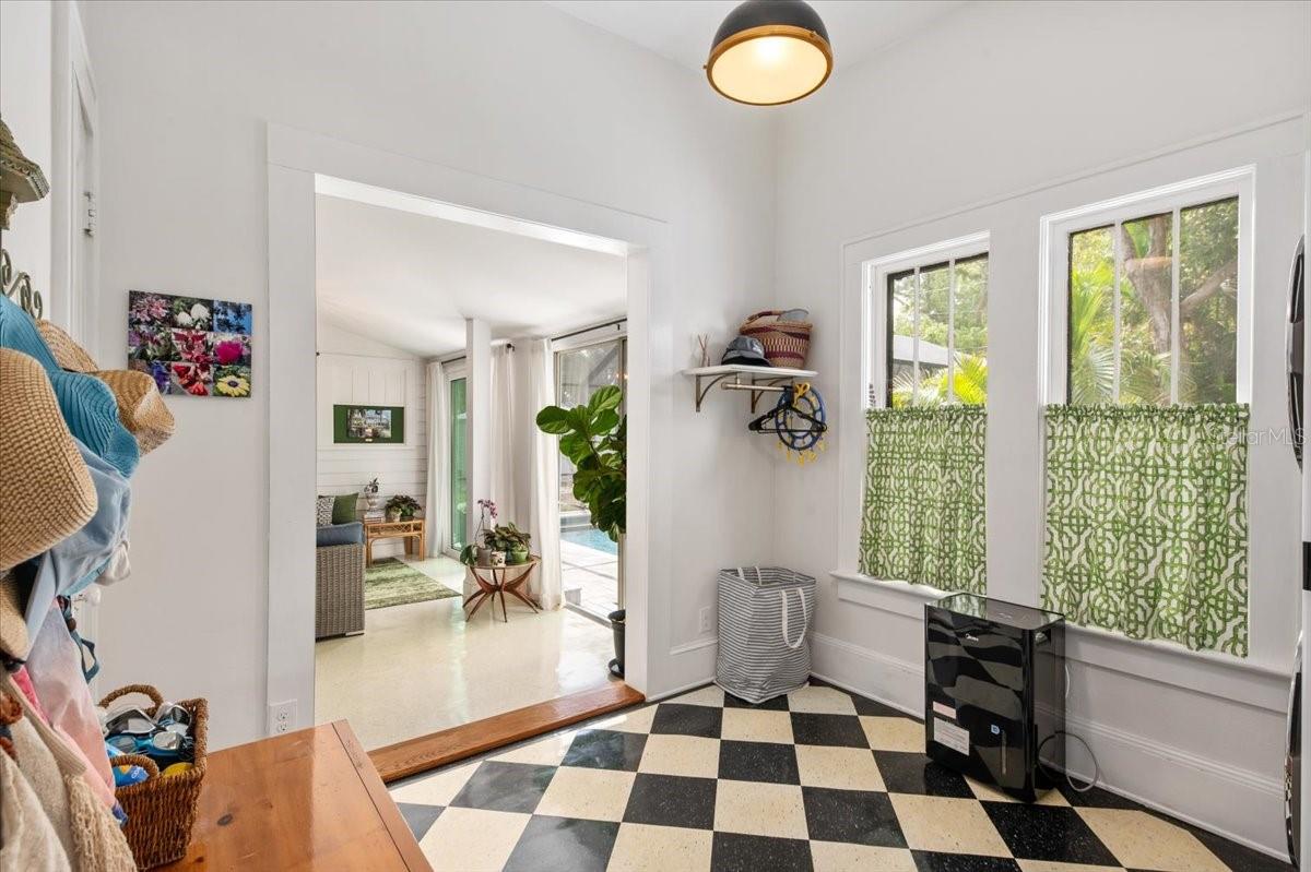 DR J C PELOTS ADD TO MANATEE - Residential