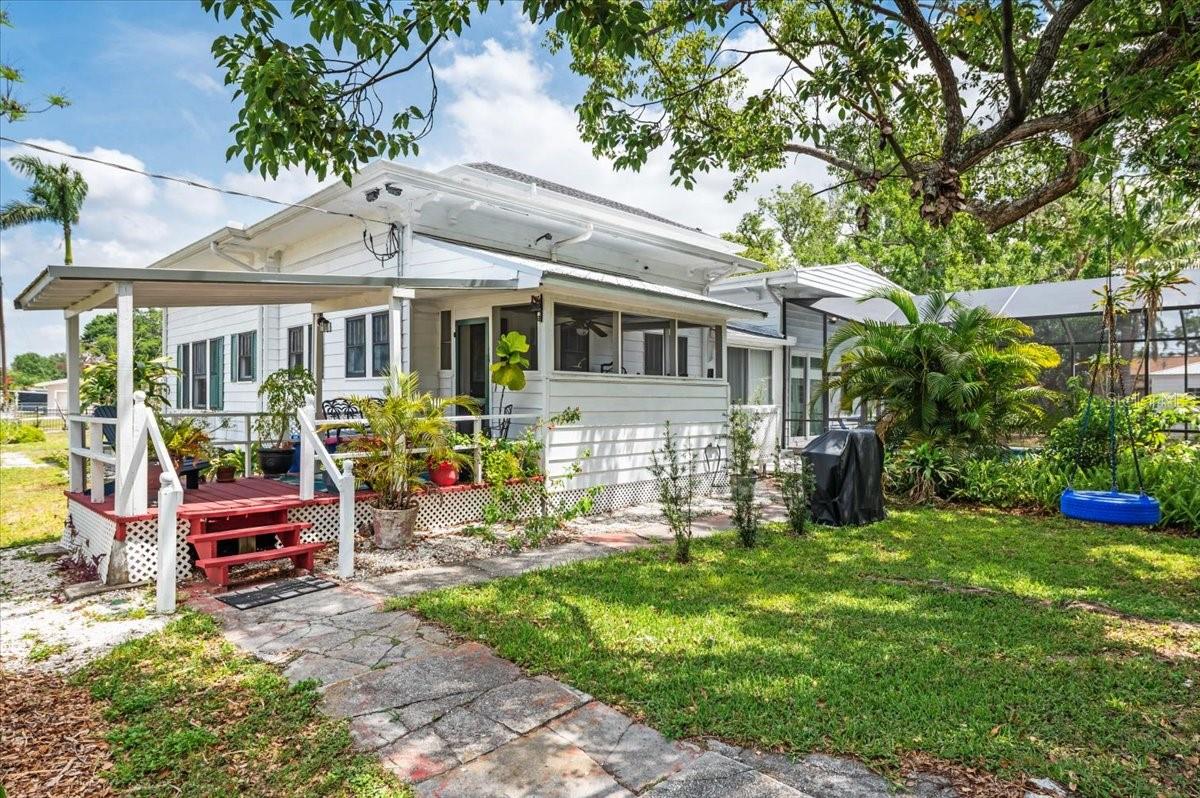 DR J C PELOTS ADD TO MANATEE - Residential