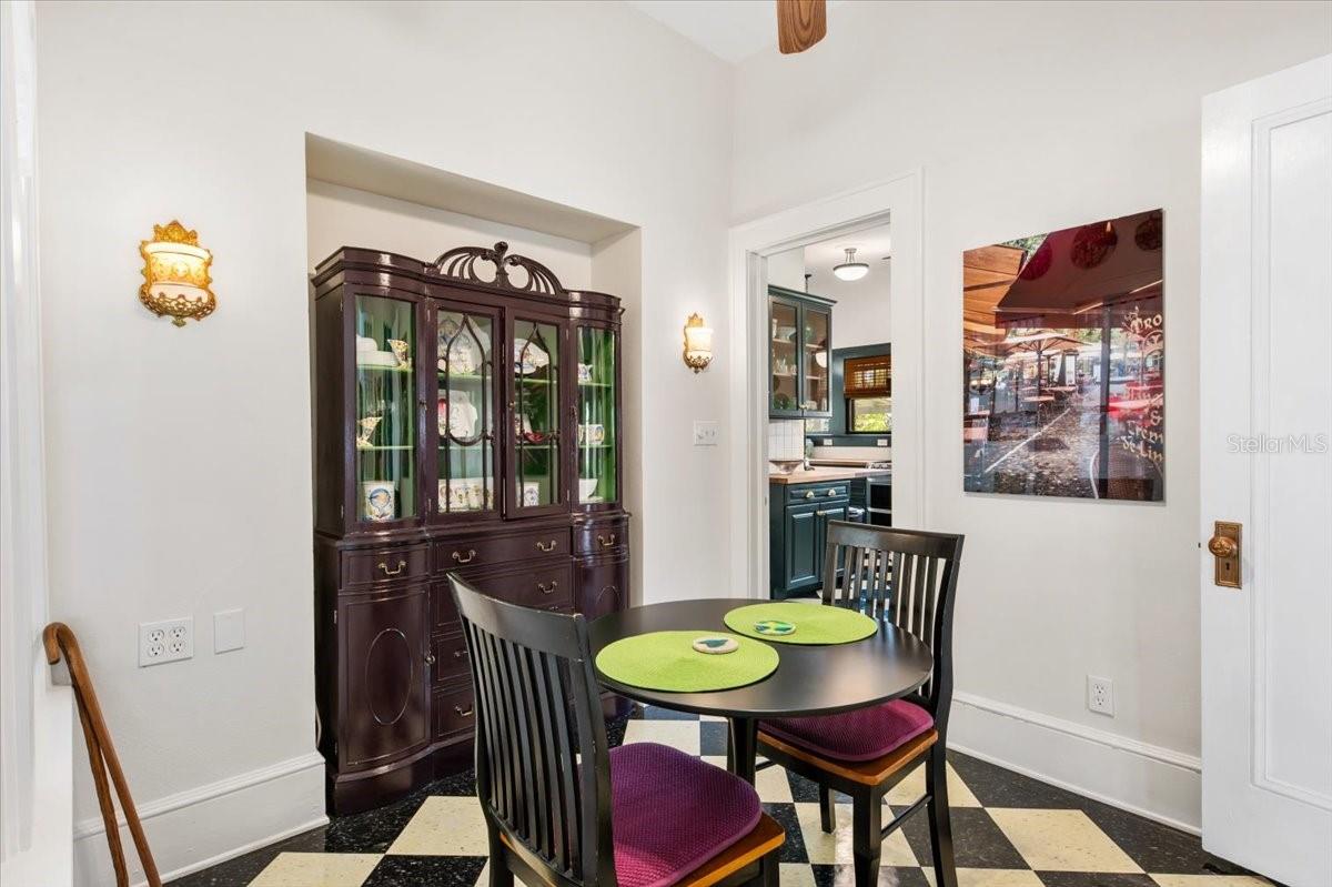 DR J C PELOTS ADD TO MANATEE - Residential