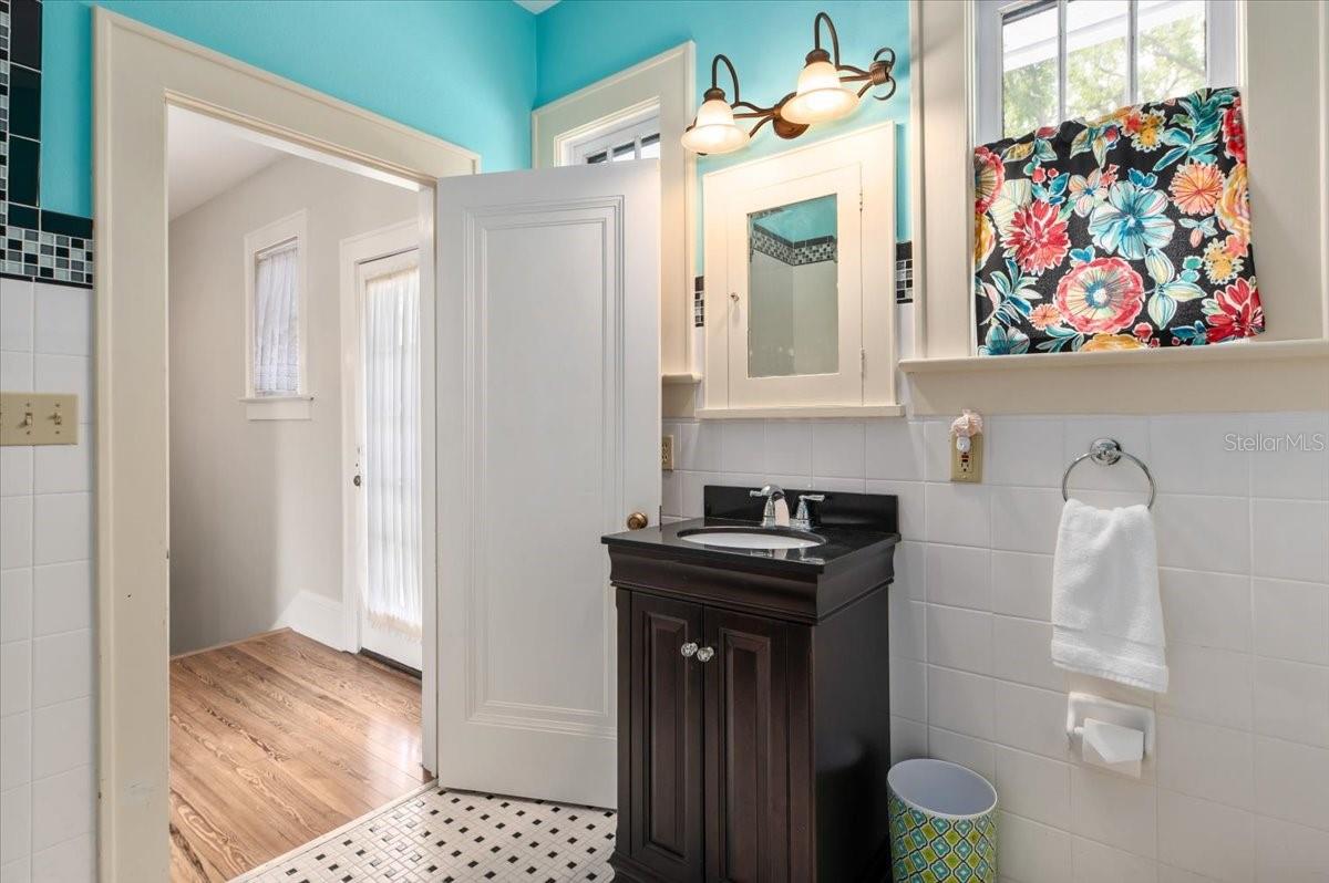 DR J C PELOTS ADD TO MANATEE - Residential