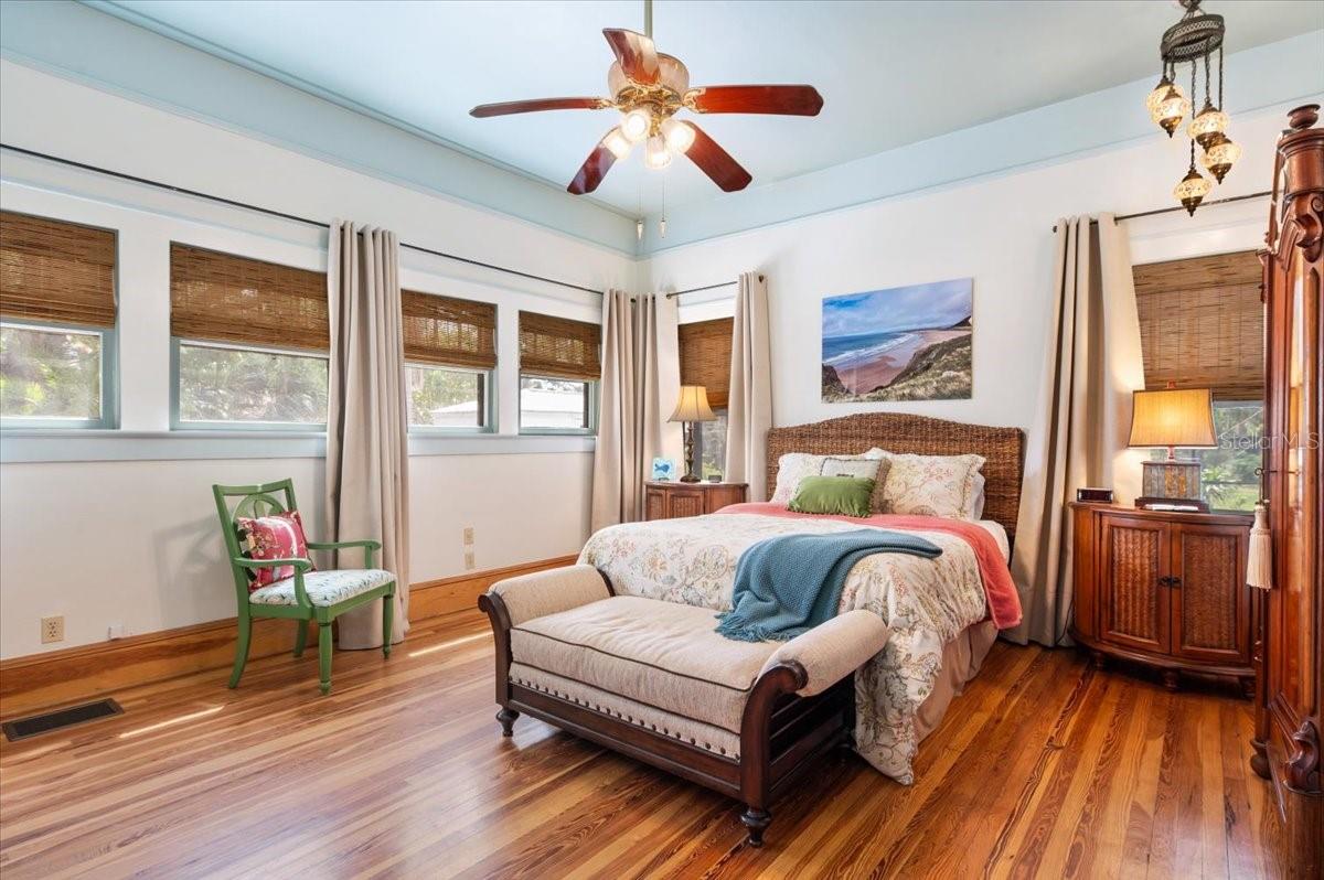 DR J C PELOTS ADD TO MANATEE - Residential