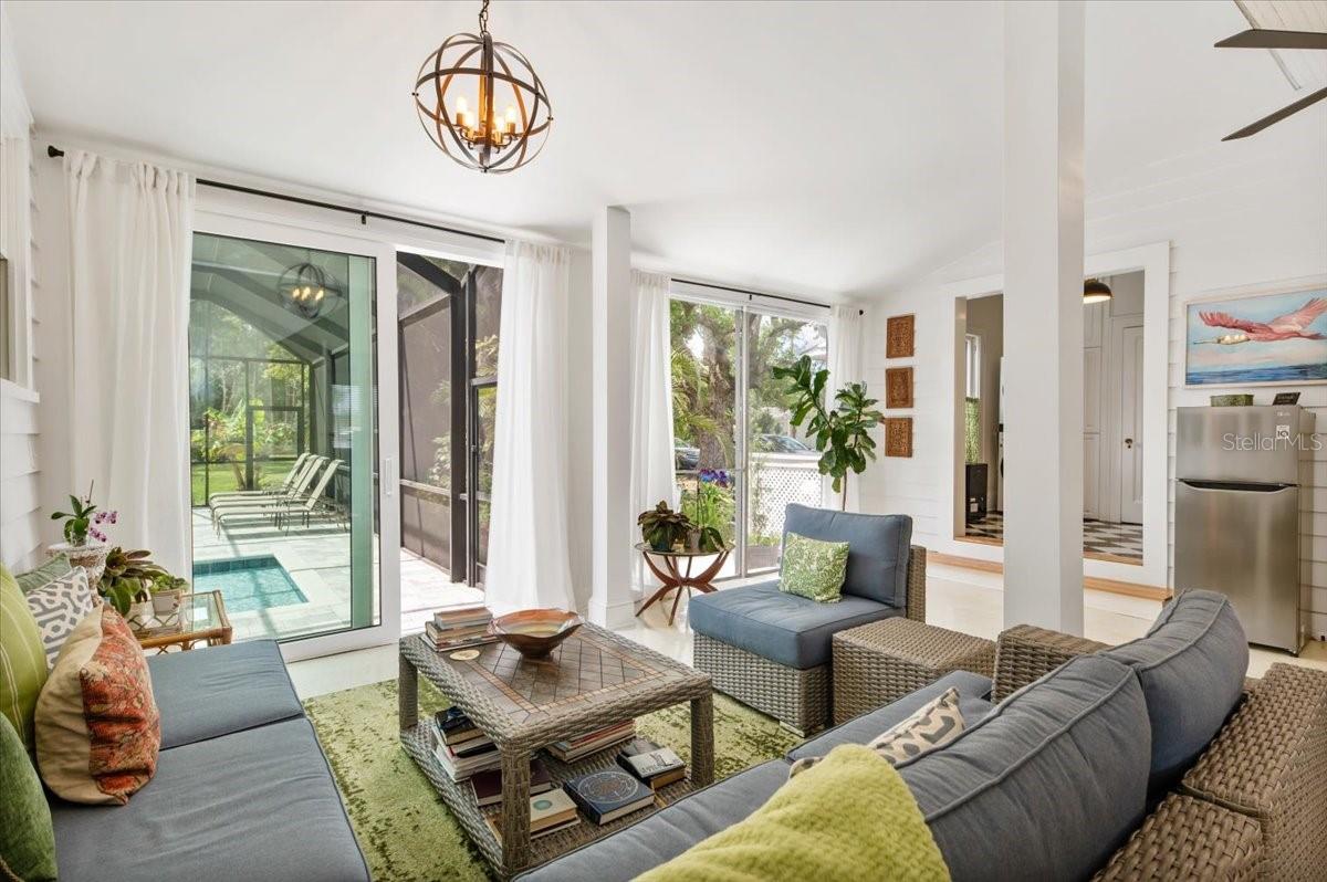 DR J C PELOTS ADD TO MANATEE - Residential