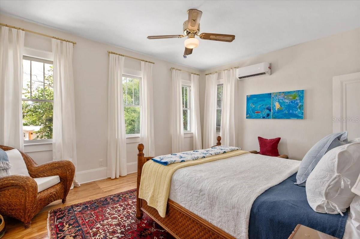 DR J C PELOTS ADD TO MANATEE - Residential