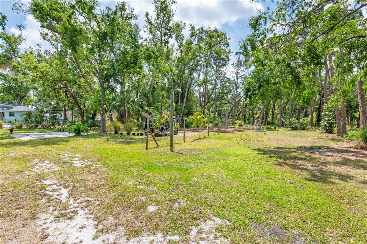 DR J C PELOTS ADD TO MANATEE - Residential